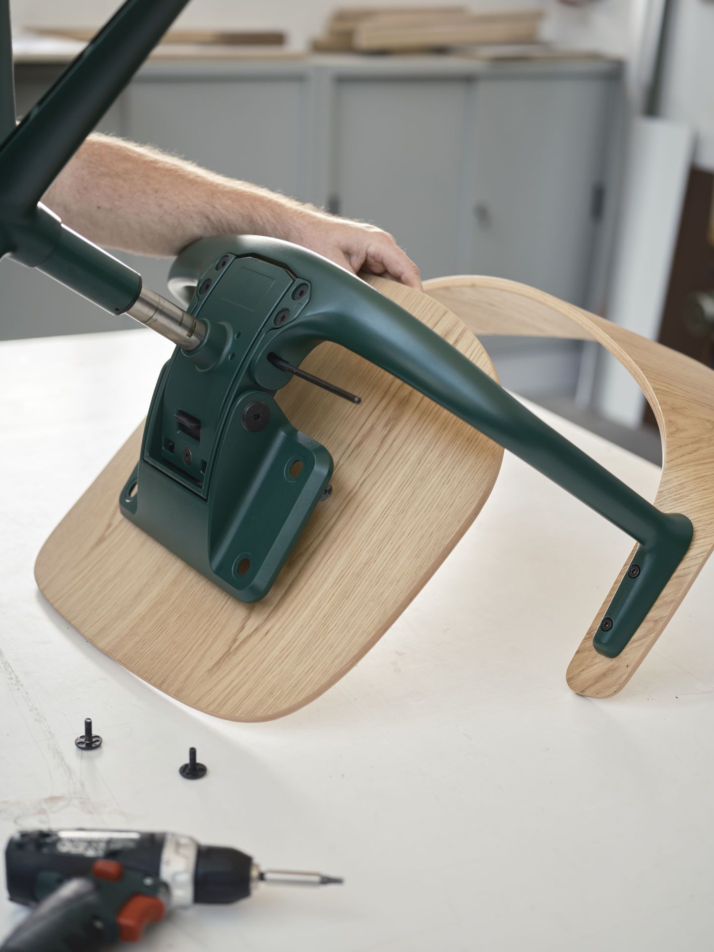 Mynt dossier et assise Plywood chaise de bureau Vitra