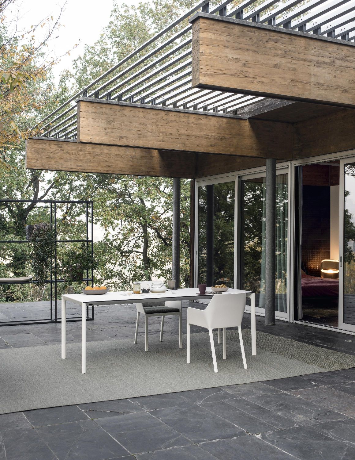 Maki Table Table de salle à manger Outdoor Kristalia