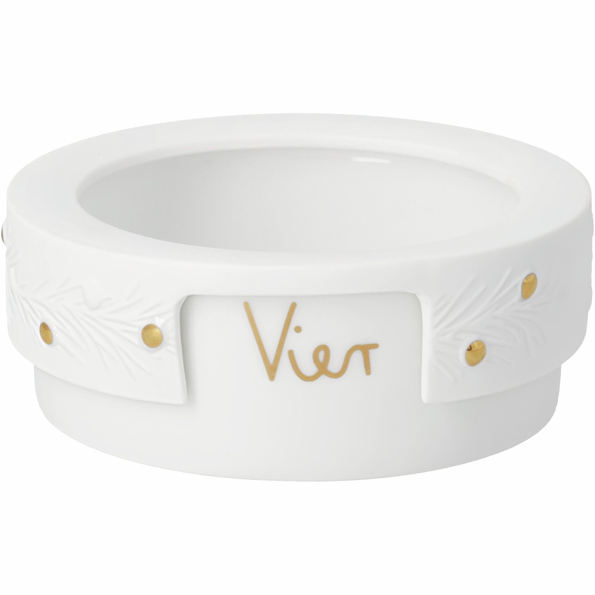 Petite bougie de l'Avent, branches de sapin, roues