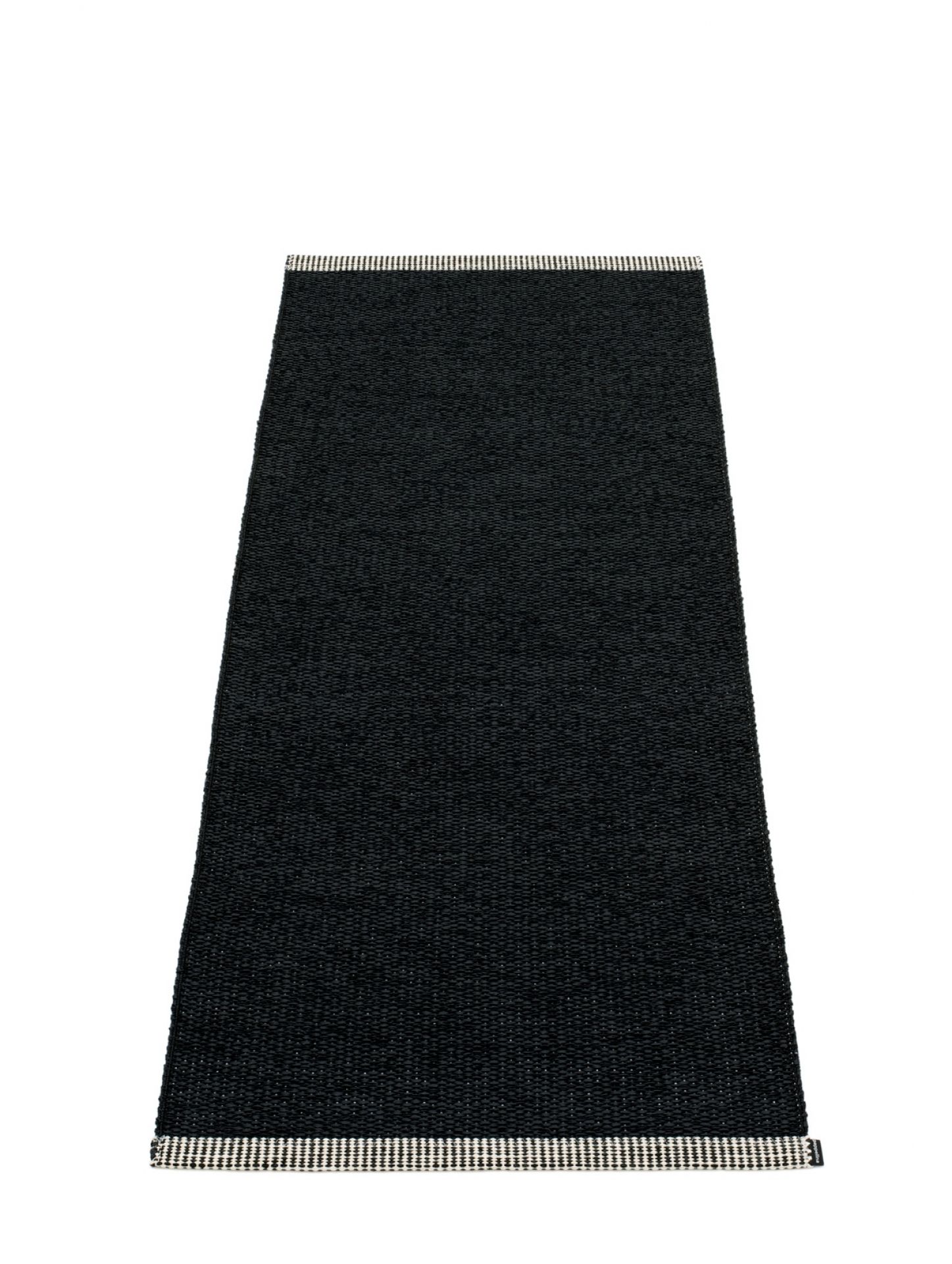 Mono Plastique Tapis 60x150 Pappelina Noir Schwarzer Pappelina Kunststoffteppich (60x150 cm) mit schmalen, hellen Streifen an den Enden.