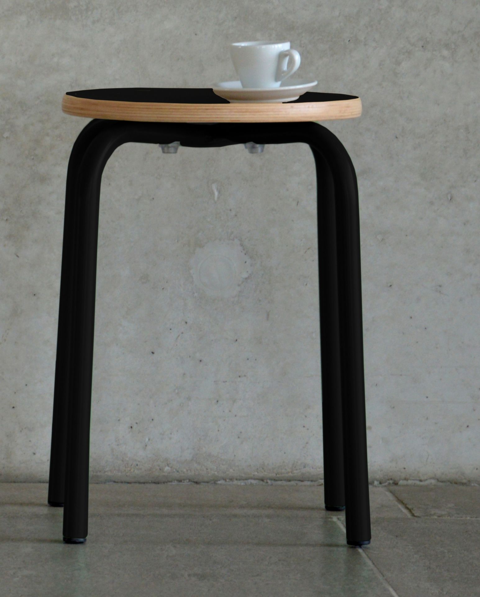 Paris Tabouret Noir Jan Kurtz