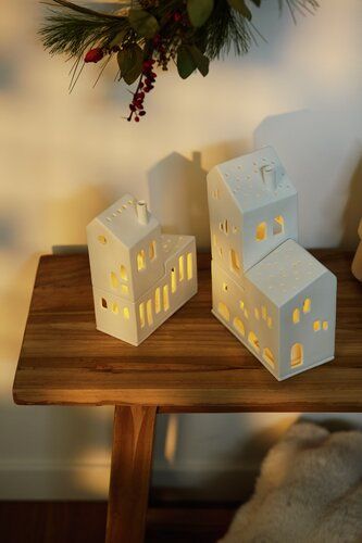 Maison lumineuse Maison empilée des arcs Räder