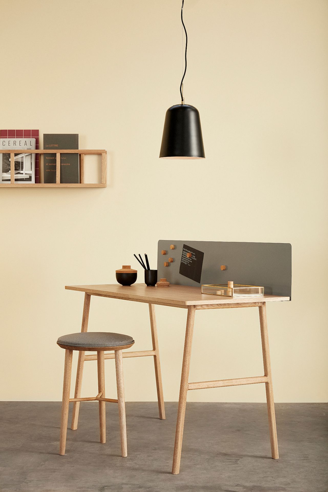 Oak Magazine Holder Porte-magazine Hübsch Interior OFFRE SPECIALE