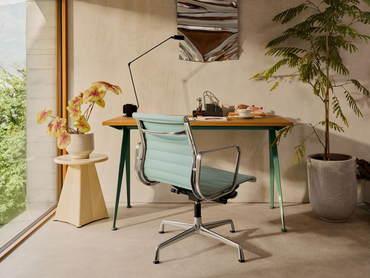 Aluminium Chair EA 131 / EA131 Chaise Vitra