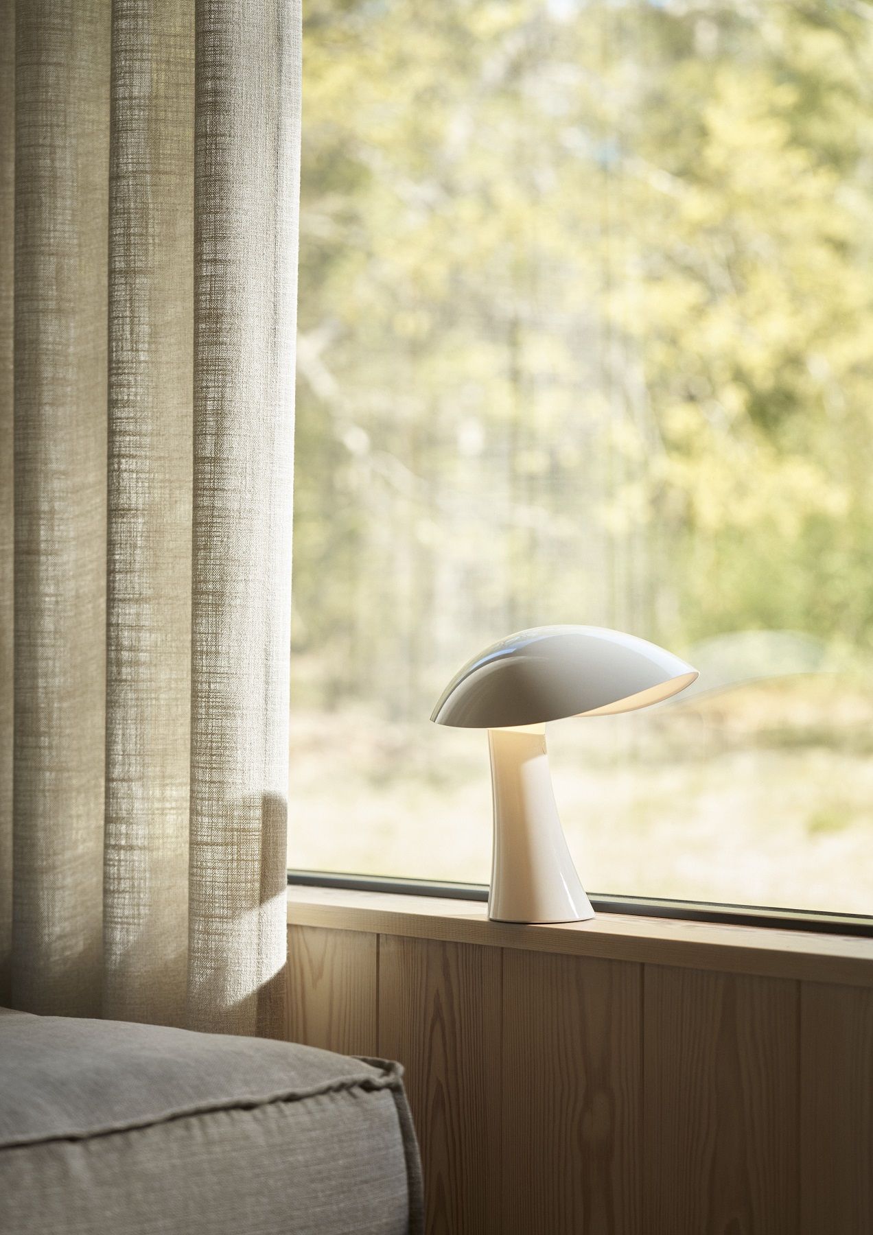 Rumee 220 Portable Indoor / Outdoor Lampe à batterie Louis Poulsen