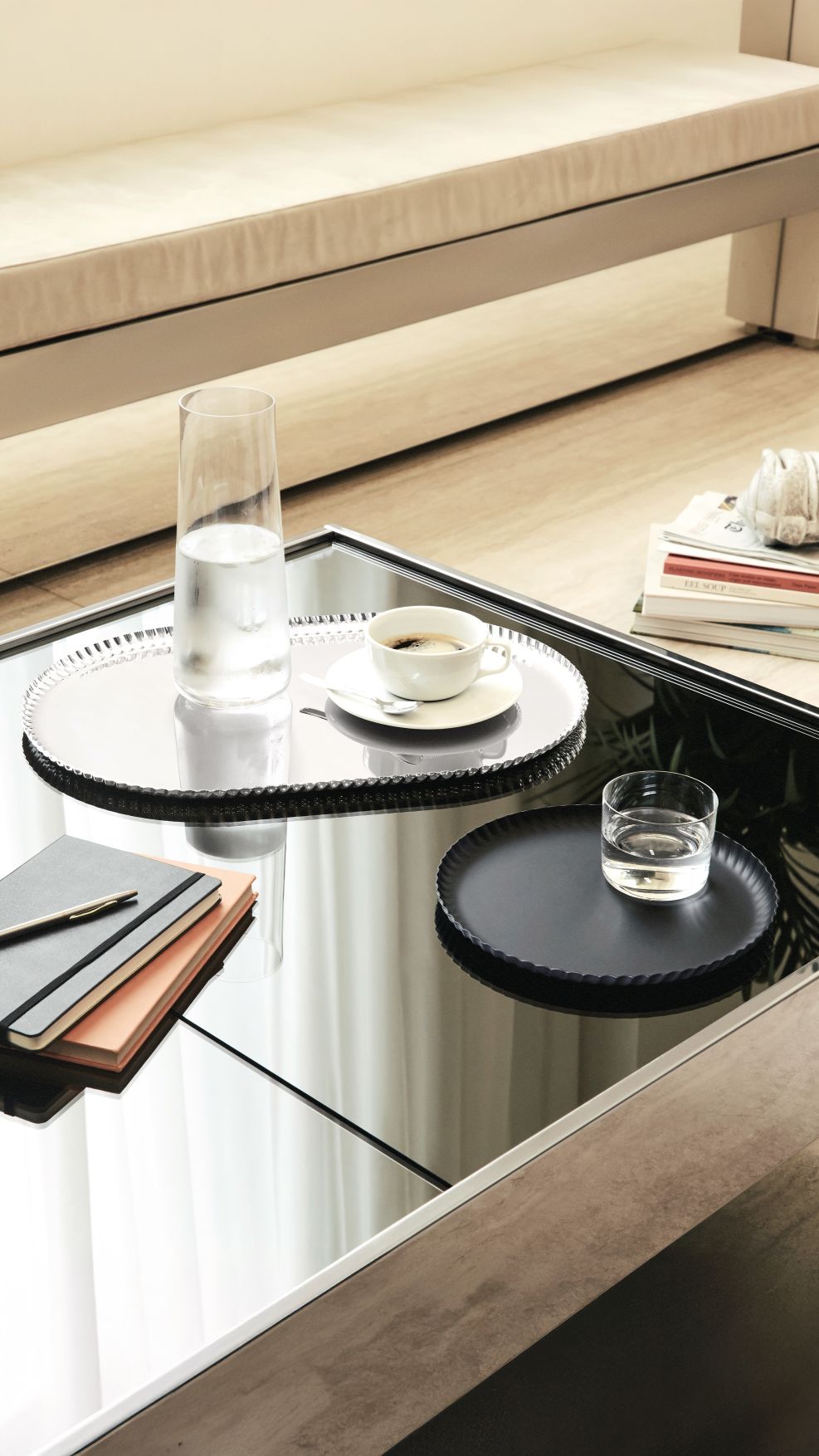 JK01/46 Pleats plateau Alessi