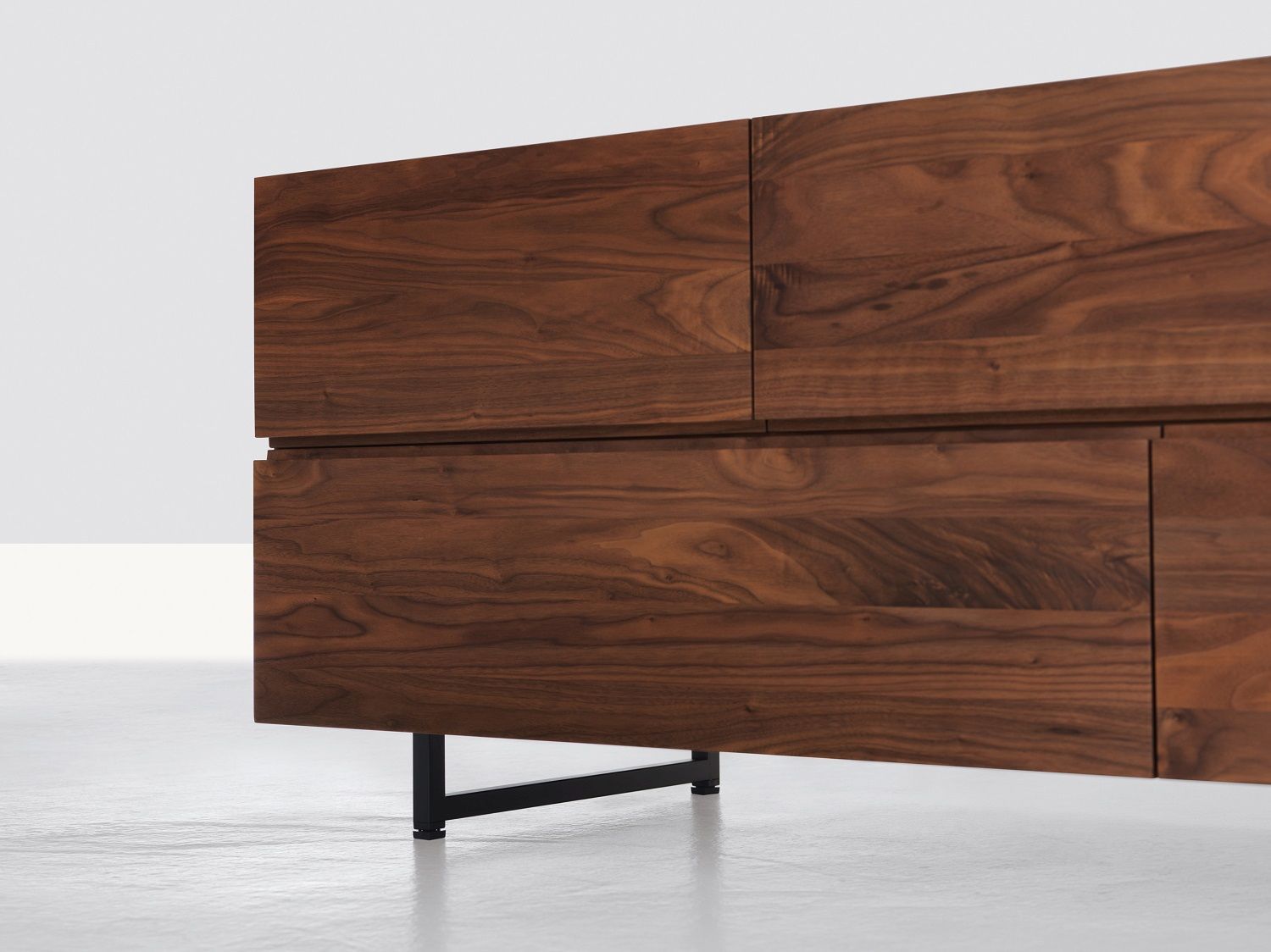 Low sideboard bois massif période