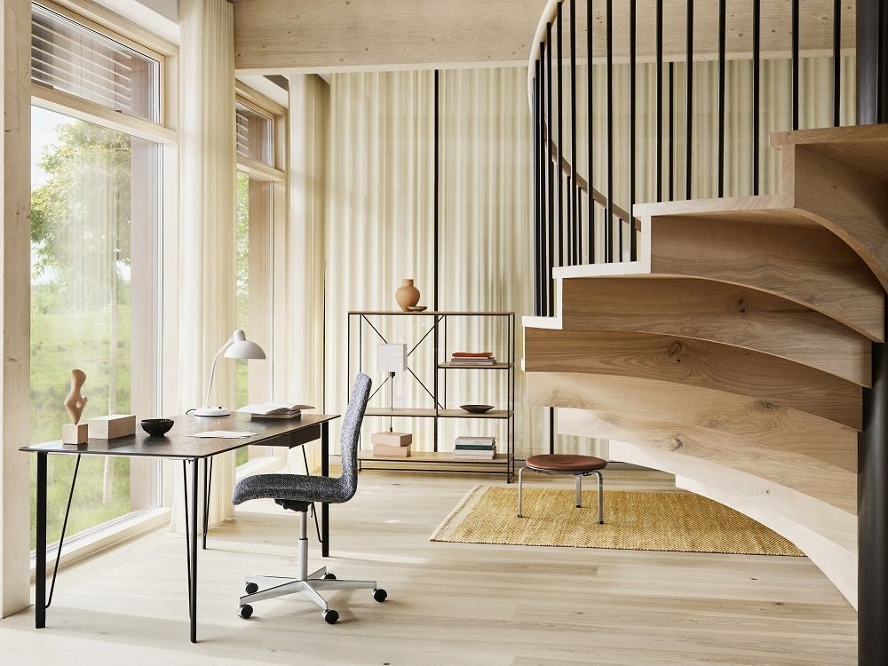 FH3605™ Writing Desk Bureau Fritz Hansen