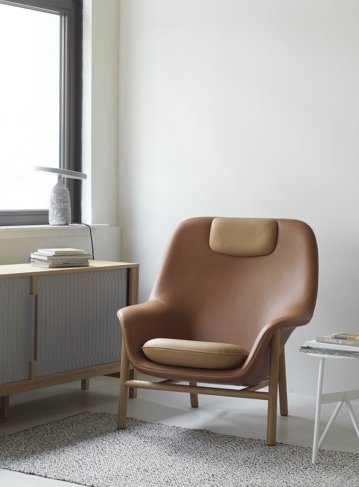 Drape Fauteuil lounge haut avec Appuie-tête Normann Copenhagen