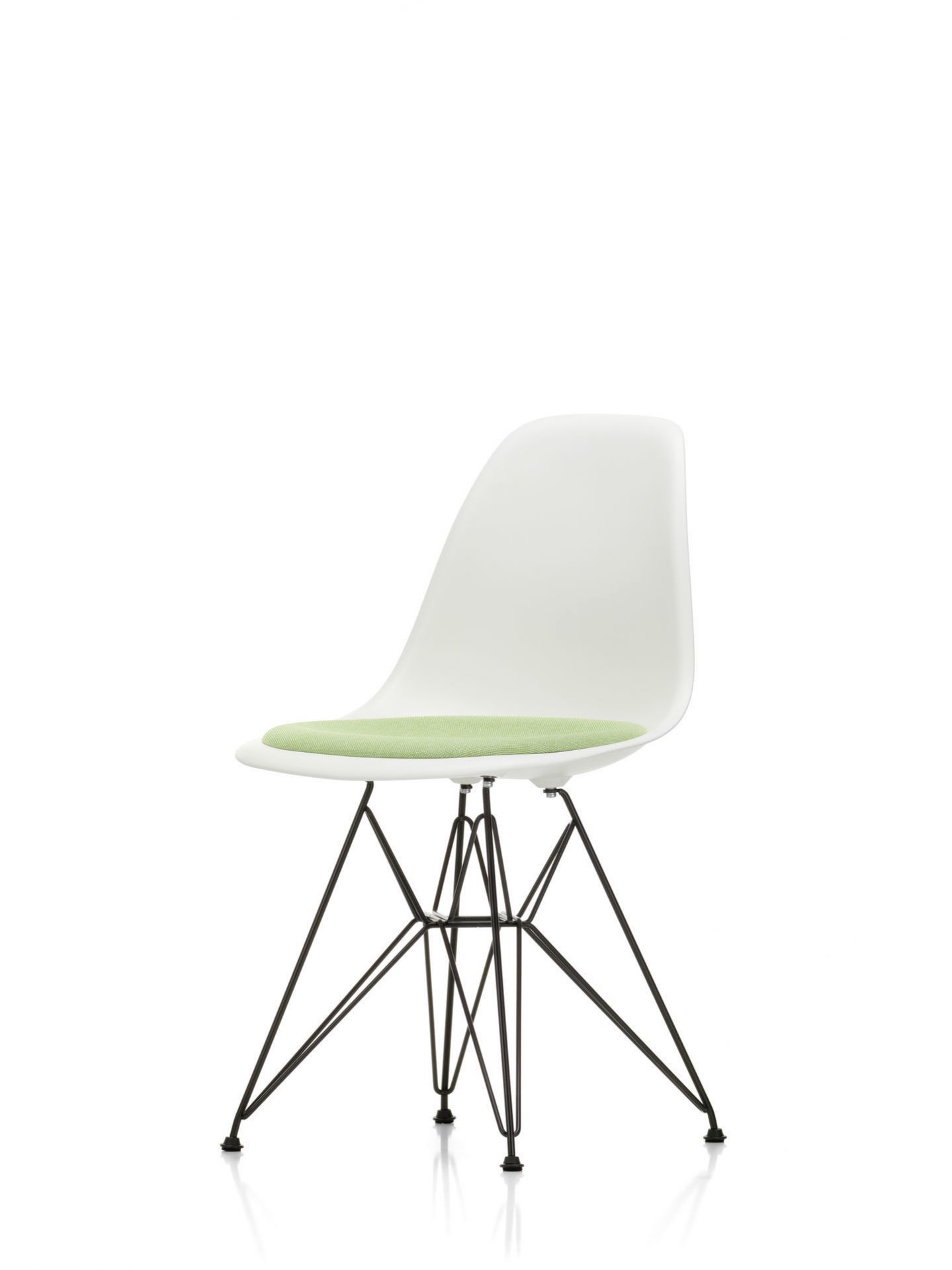 Eames Plastic Side Chair DSR chaise avec coussin d'assise Vitra