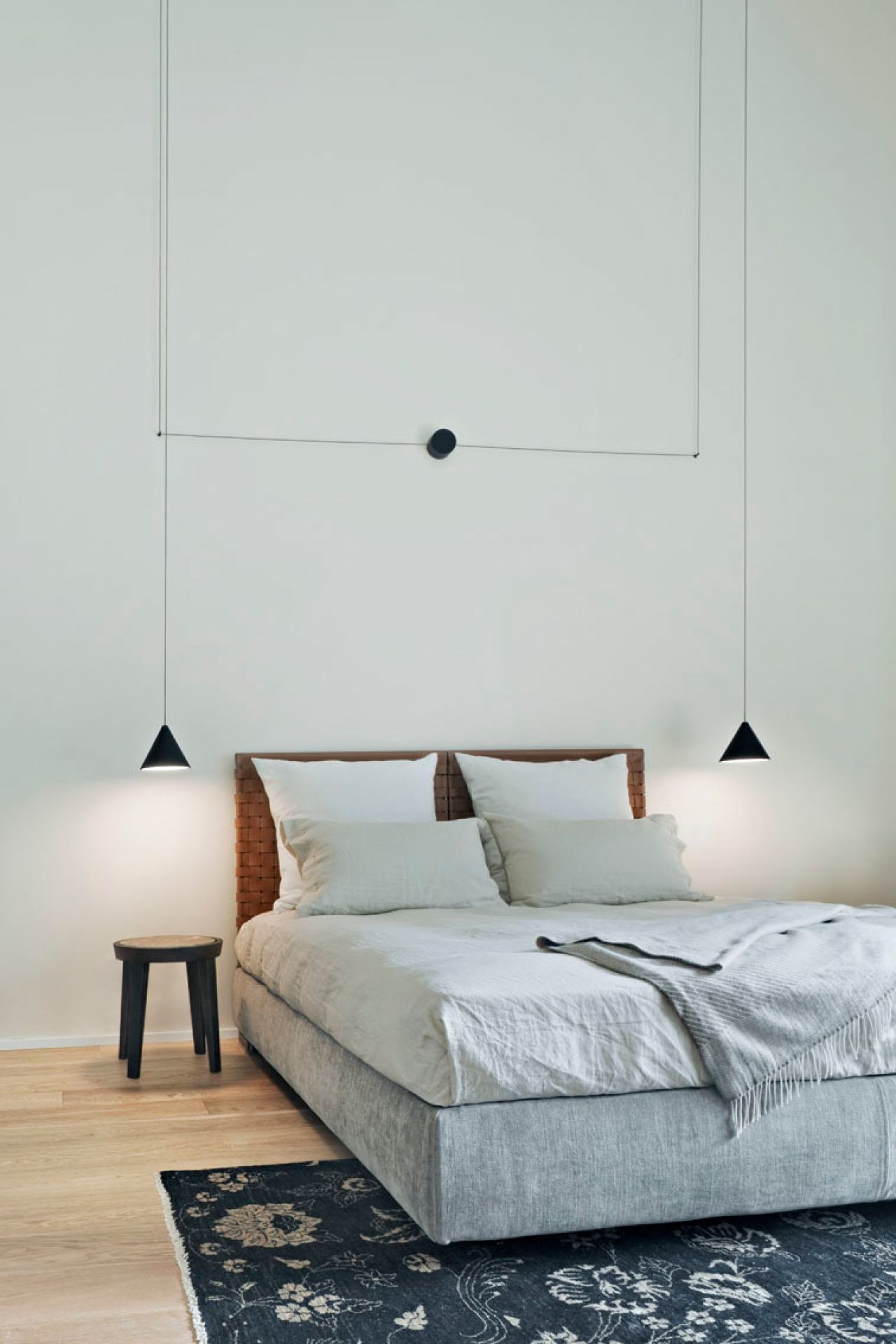 String Light Mur ou au plafond rose Flos