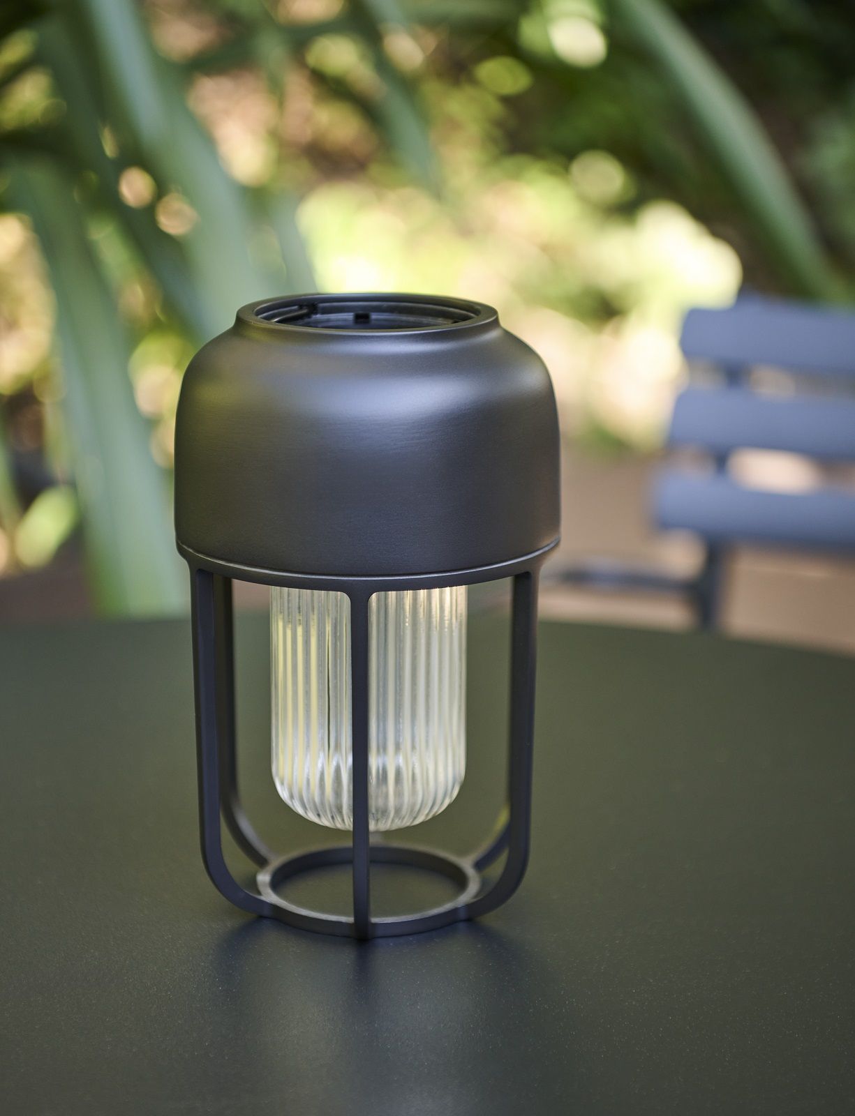 LIGHT No.1 Lampe à énergie solaire Indoor/Outdoor Lampe à batterie Houe