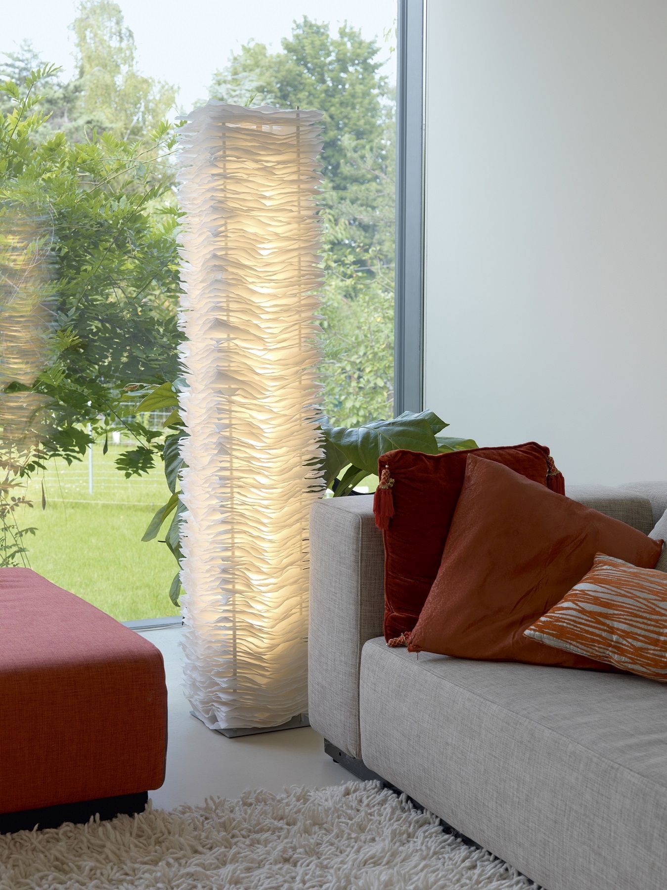 One by one lampadaire Belux