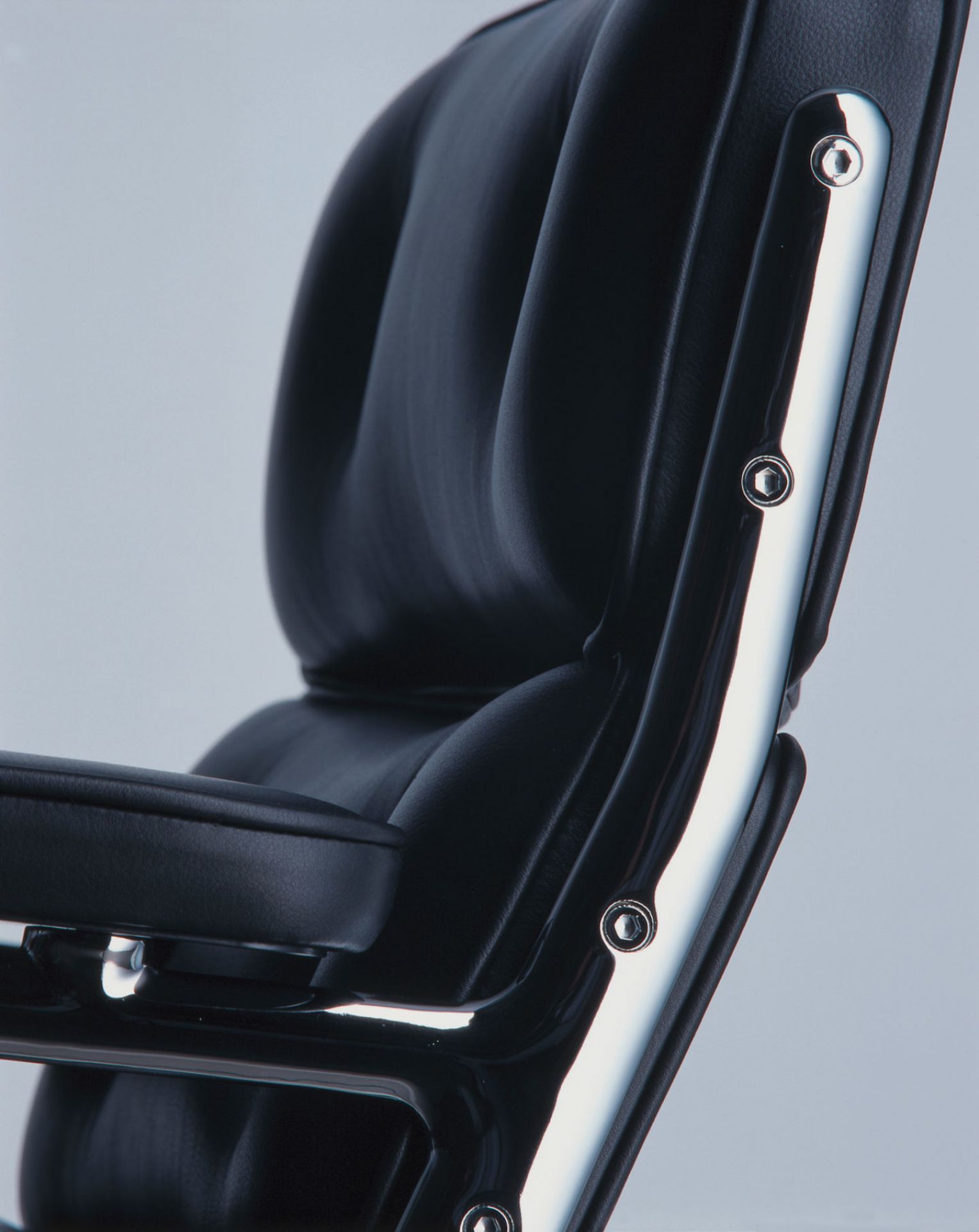 Lobby Chair ES105 / ES 105 Chaise Vitra