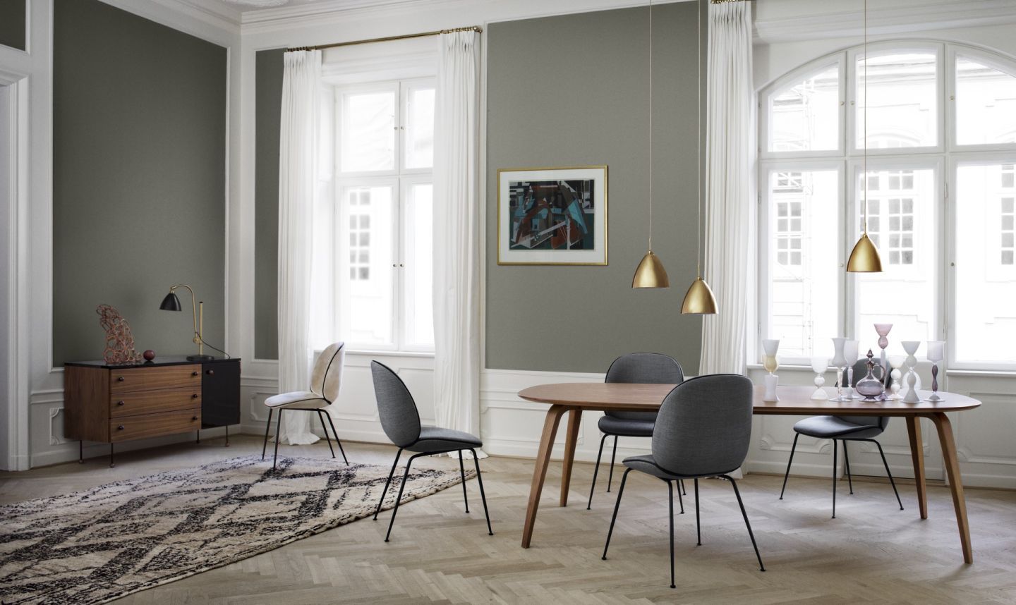 GUBI Dining Table Table de salle à manger elliptique Gubi