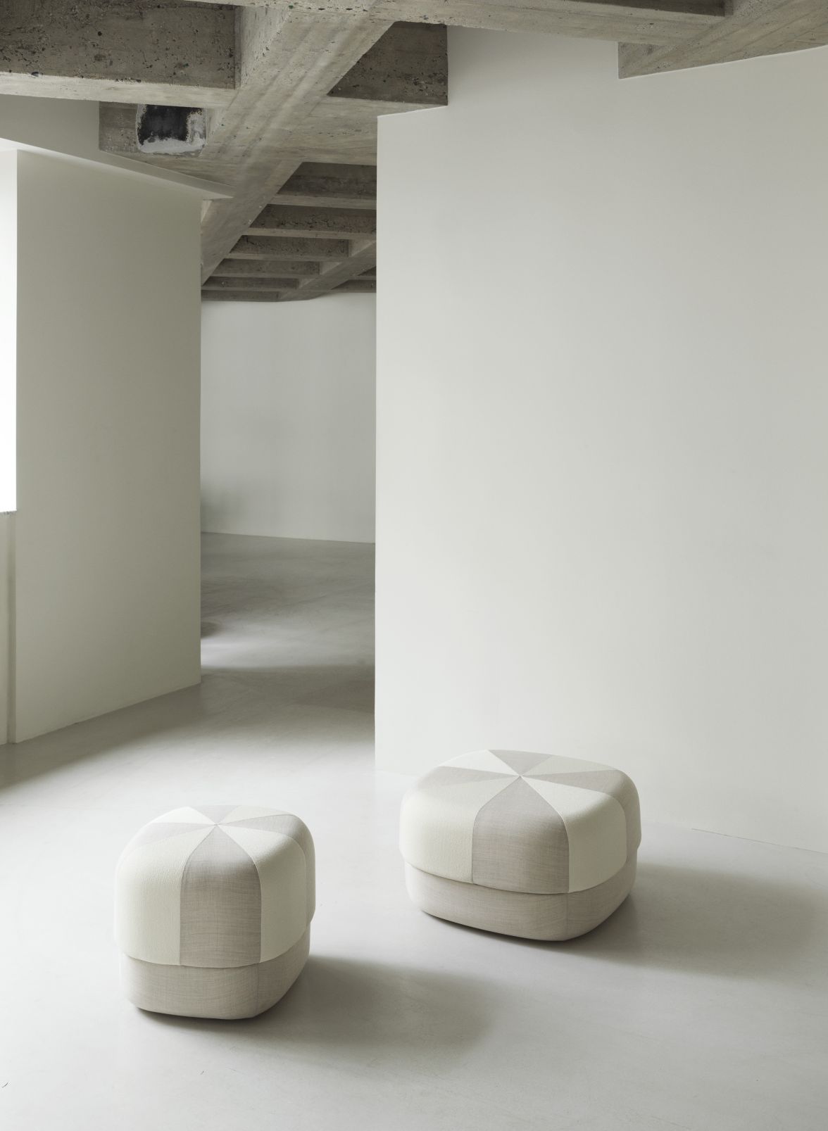 Circus Pouf Small Tabouret Normann Copenhagen