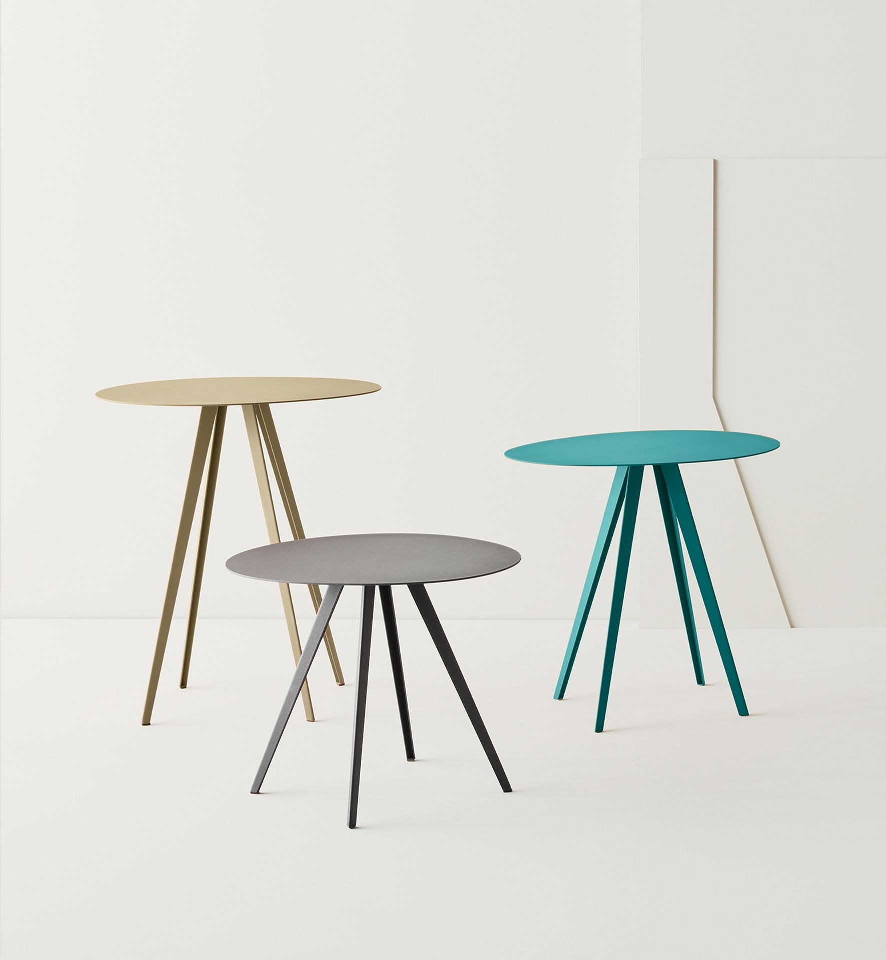 Agorà Table d'appoint grande Segis bleu clair