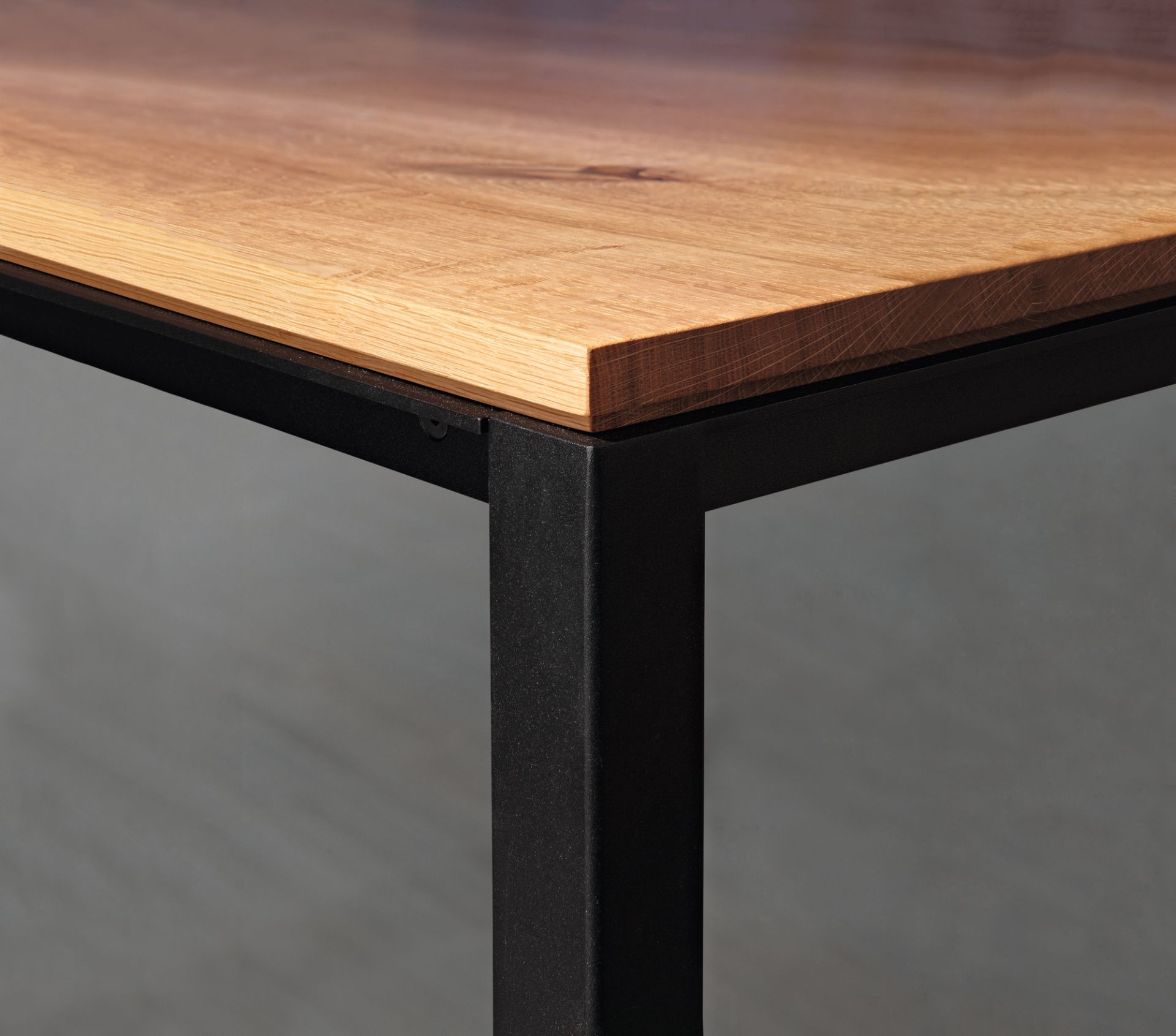 S 600 table chêne Janua
