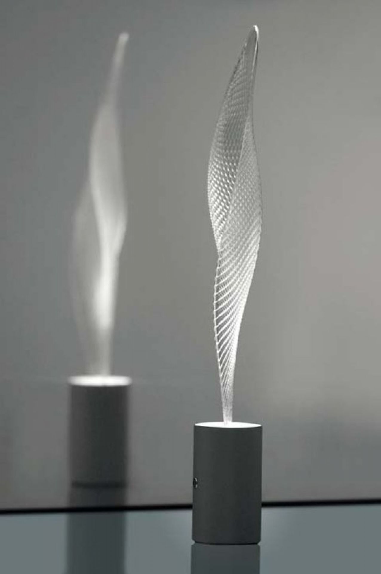 Cosmic Leaf Terra Lampadaire Artemide