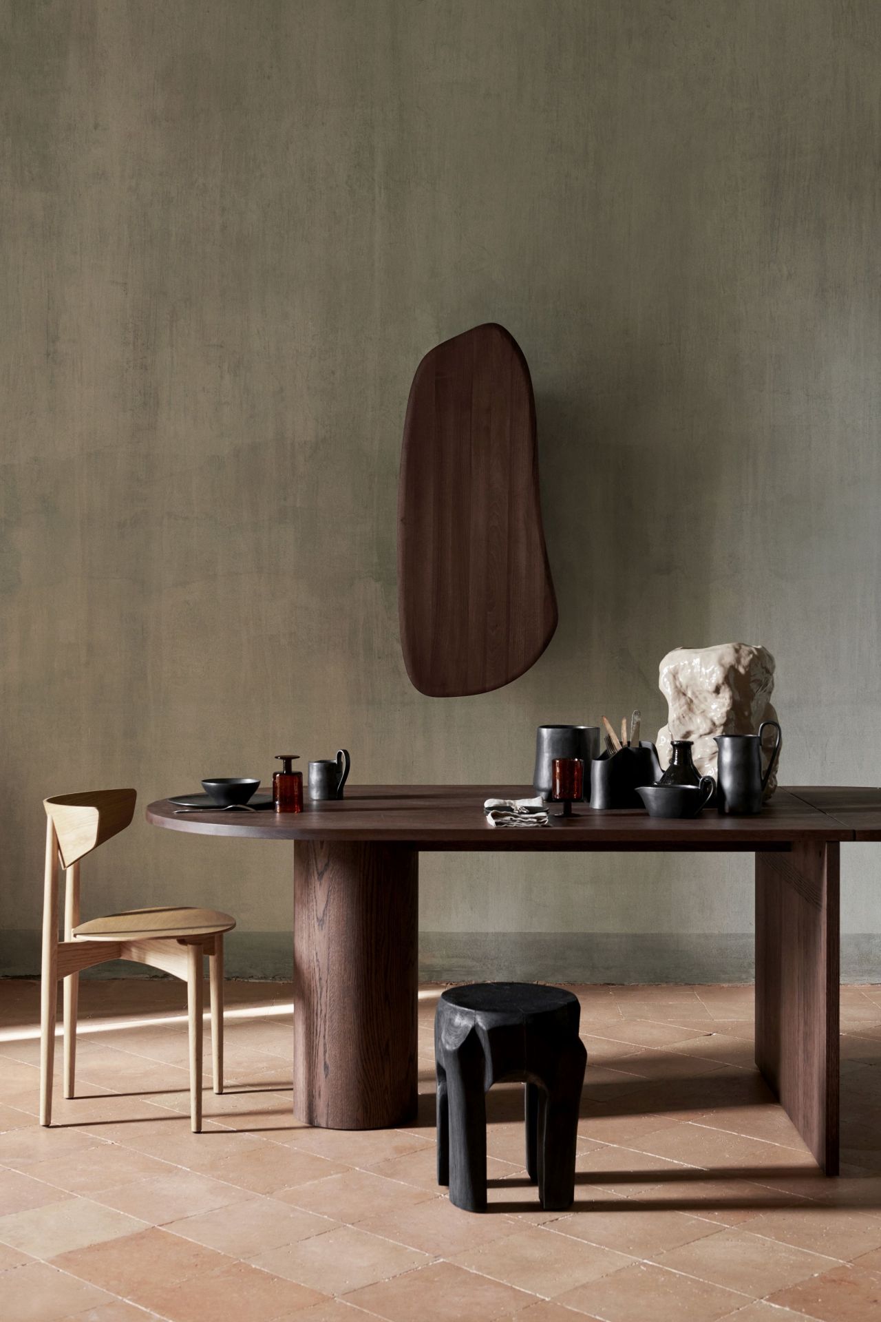 Pylo Table à manger chêne teinté foncé Ferm Living
