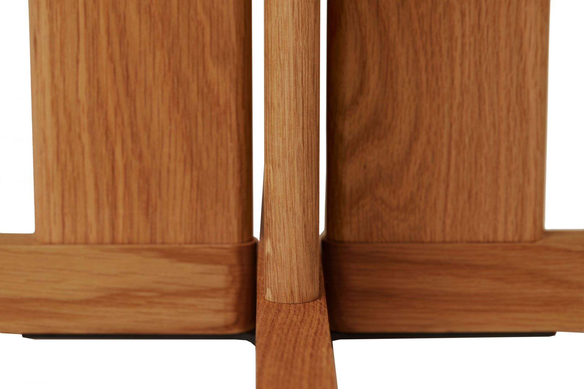 Quatrefoil Table Form & Refine