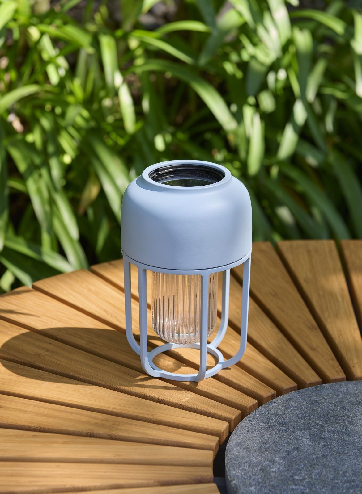LIGHT No.1 Lampe à énergie solaire Indoor/Outdoor Lampe à batterie Houe