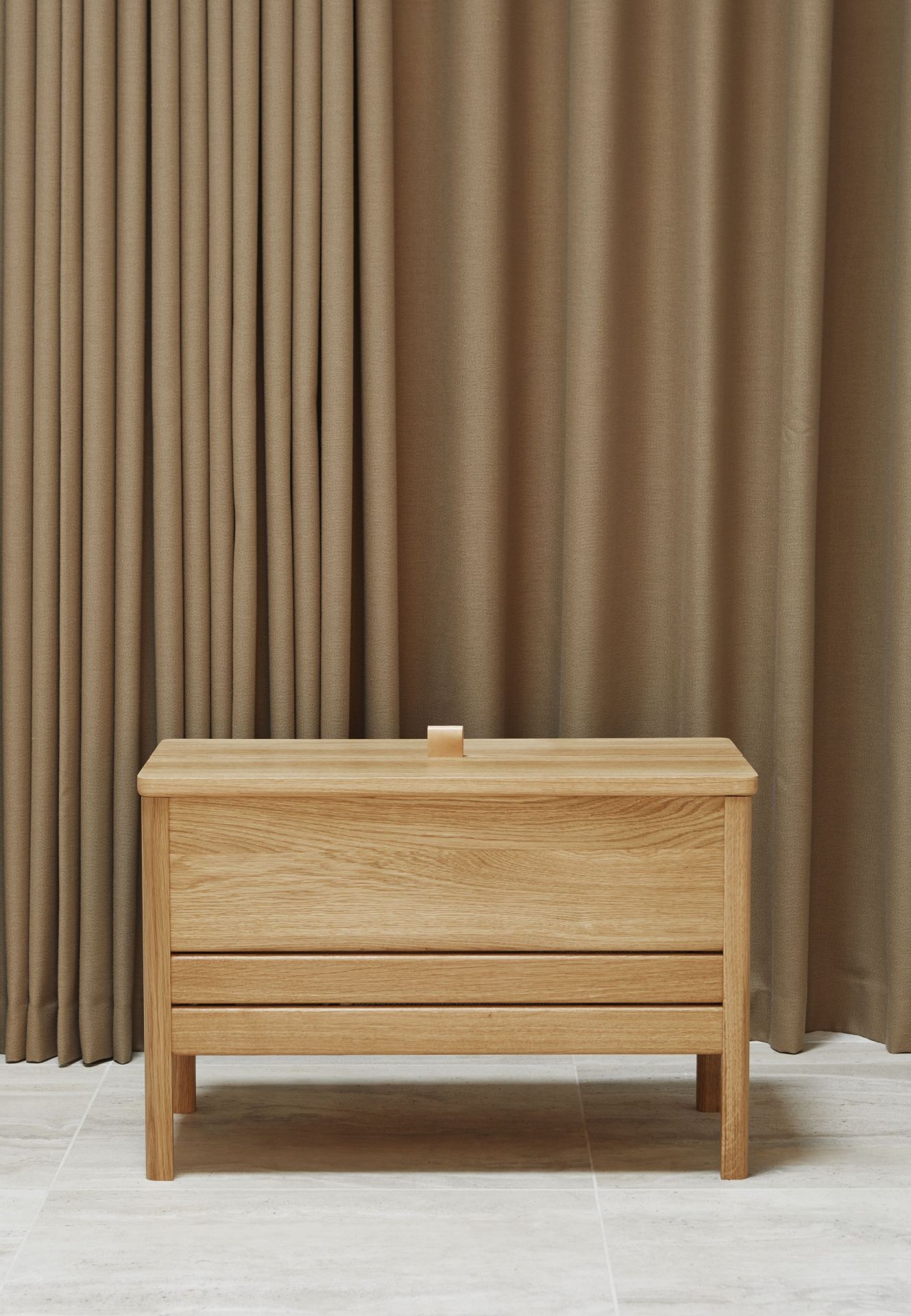 A Line Banc coffre 68 chêne blanc huilé Form & Refine