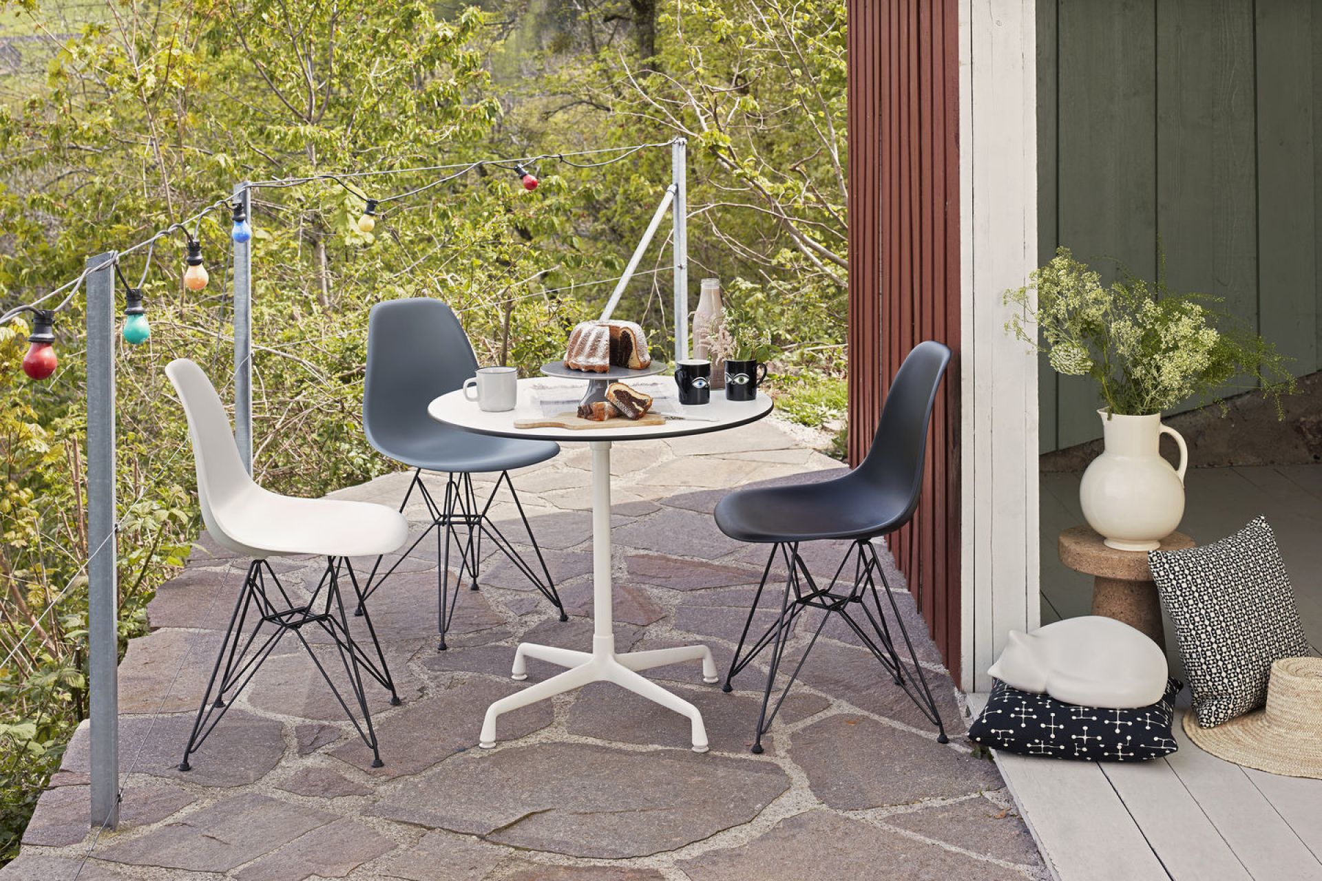Eames Plastic Side Chair DSR Chaise Vitra Noir-Vert