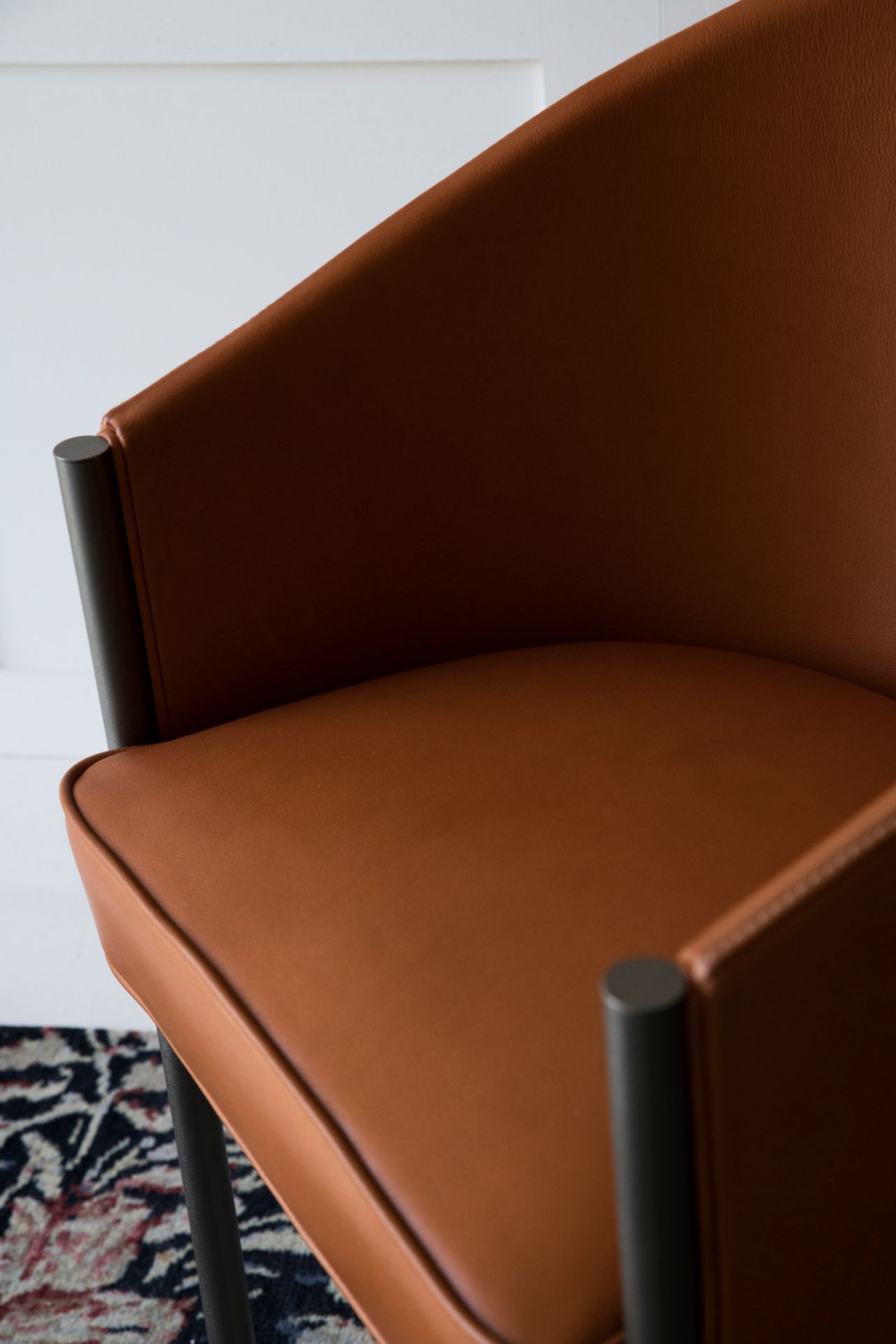 Costes Armchair Fauteuil Cuir Driade