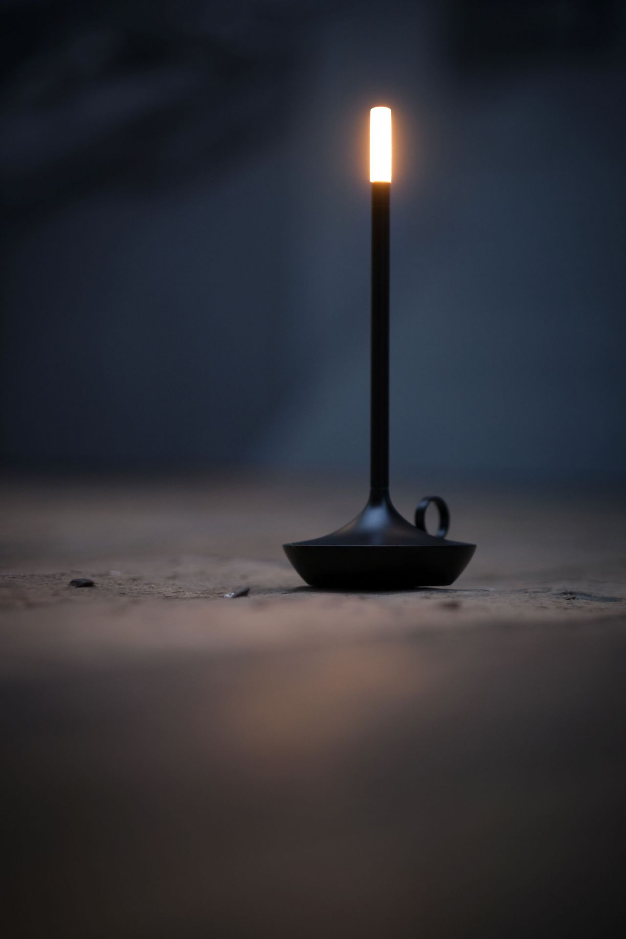Wick Portable Lampe de batterie / Lampe de table avec USB noir Graypants