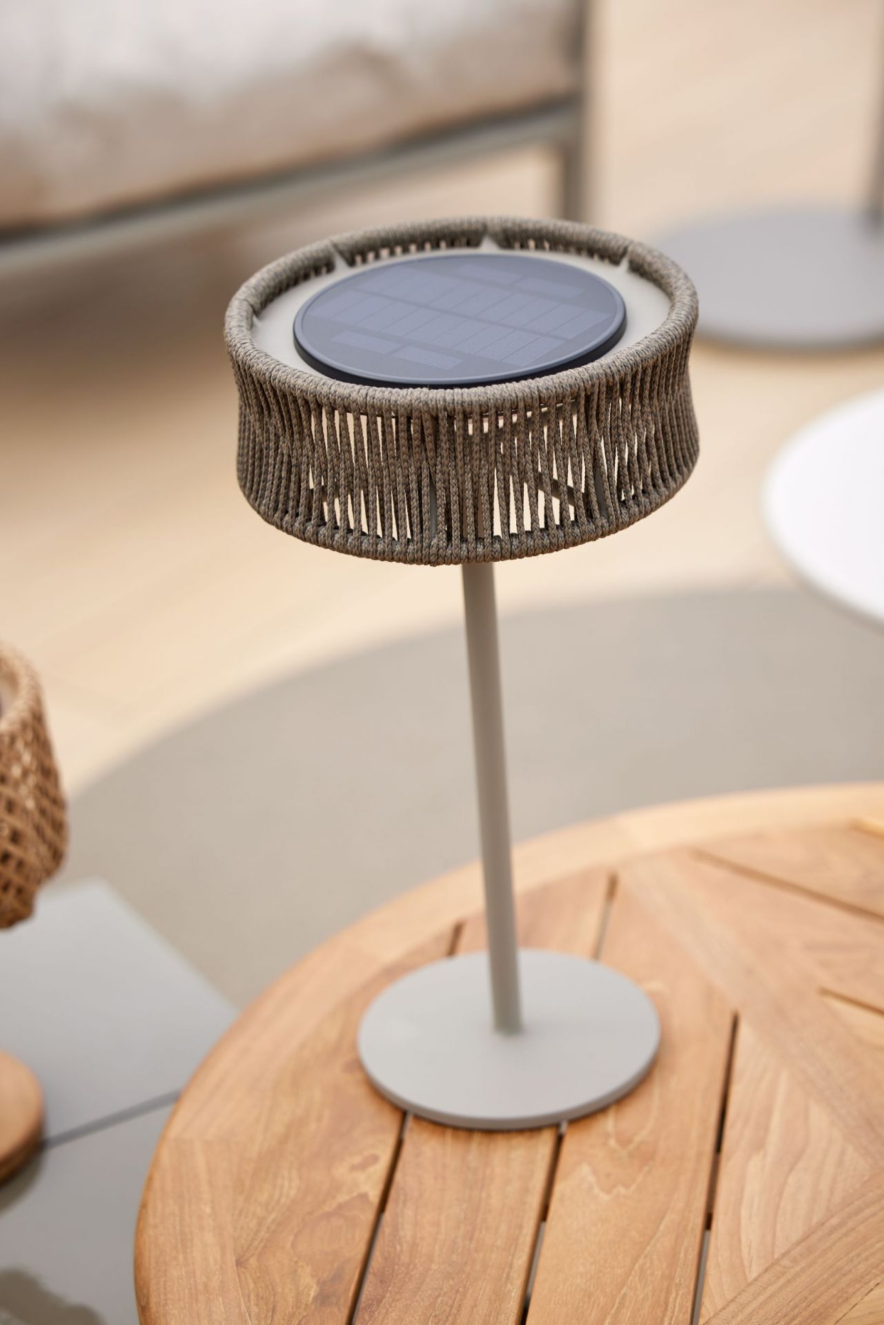 Illusion Outdoor Lampe de table Gris lave Cane-Line