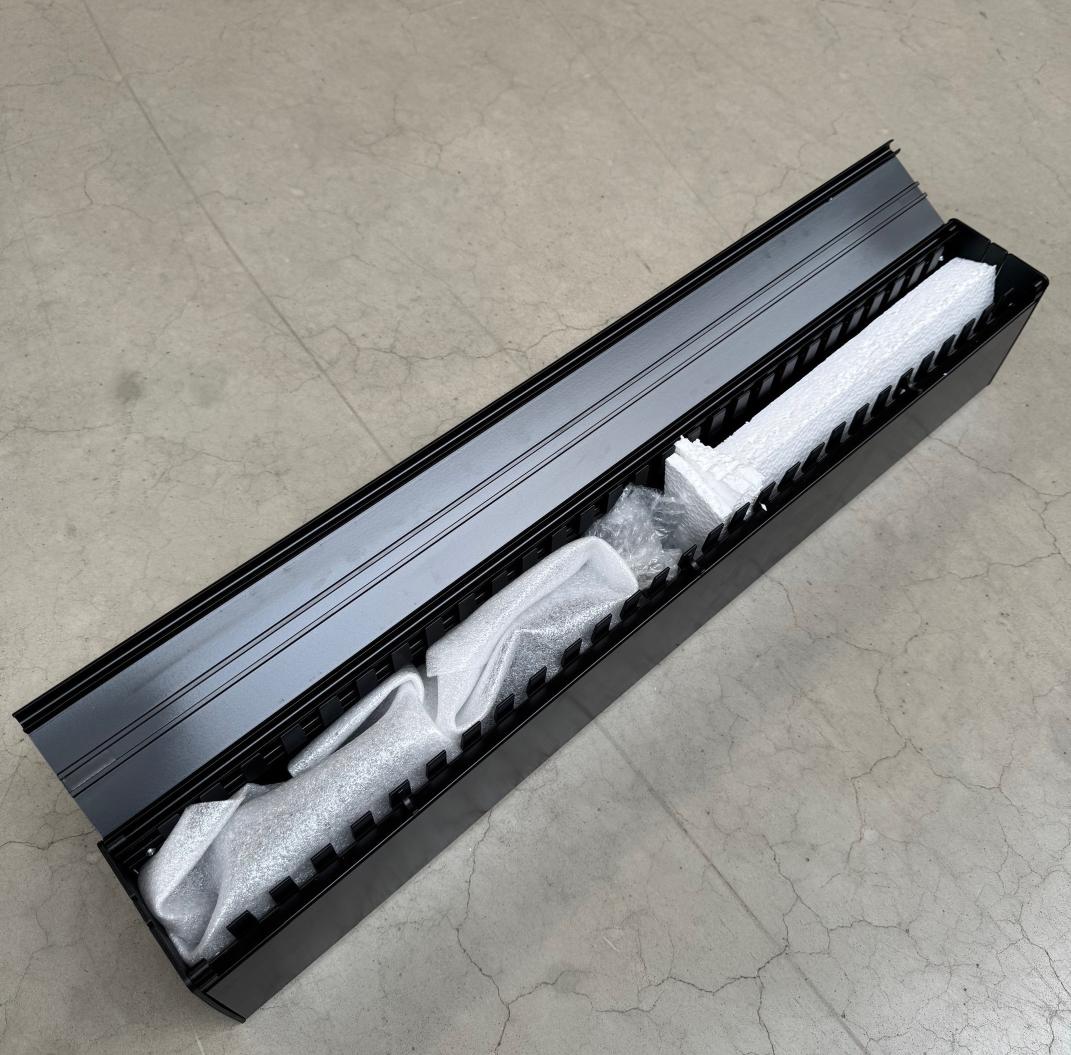 USM Haller Chemin de câbles 75 cm PIÈCE UNIQUE