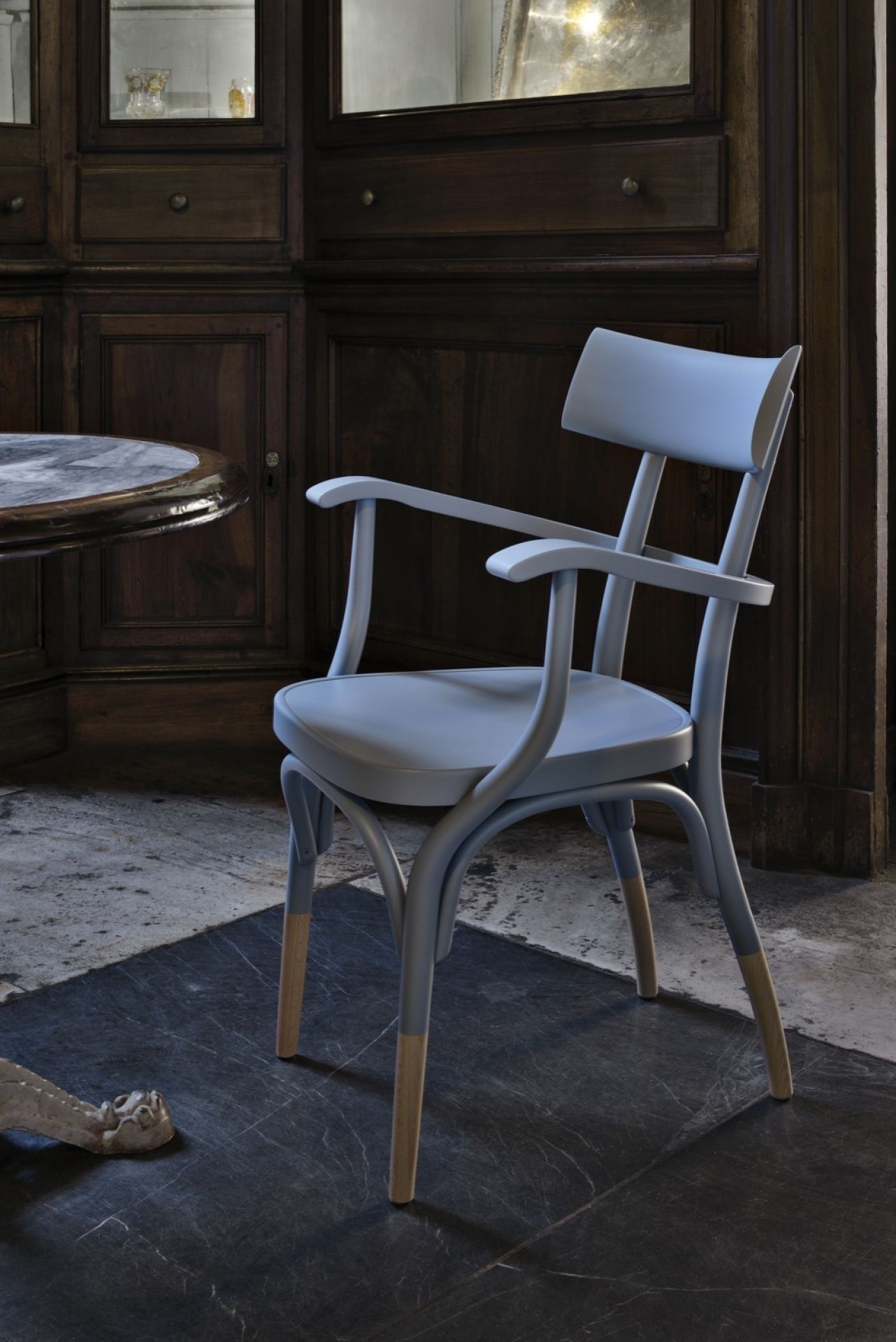 Czech Armchair Fauteuil Wiener GTV Design noyer foncé