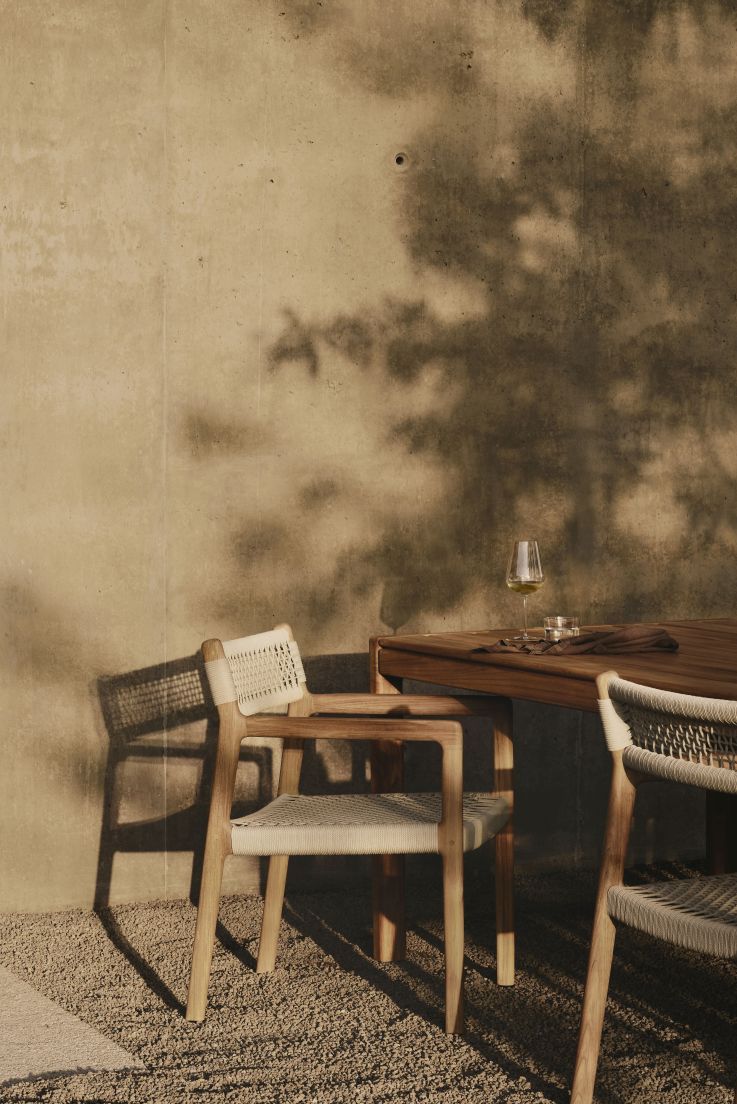 Chaise d'extérieur tressée Jack en teck Ethnicraft