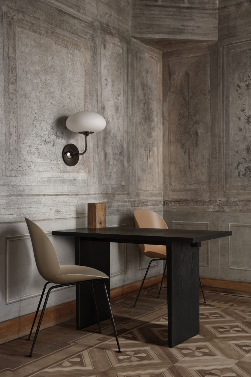 Private Desk Bureau Gubi