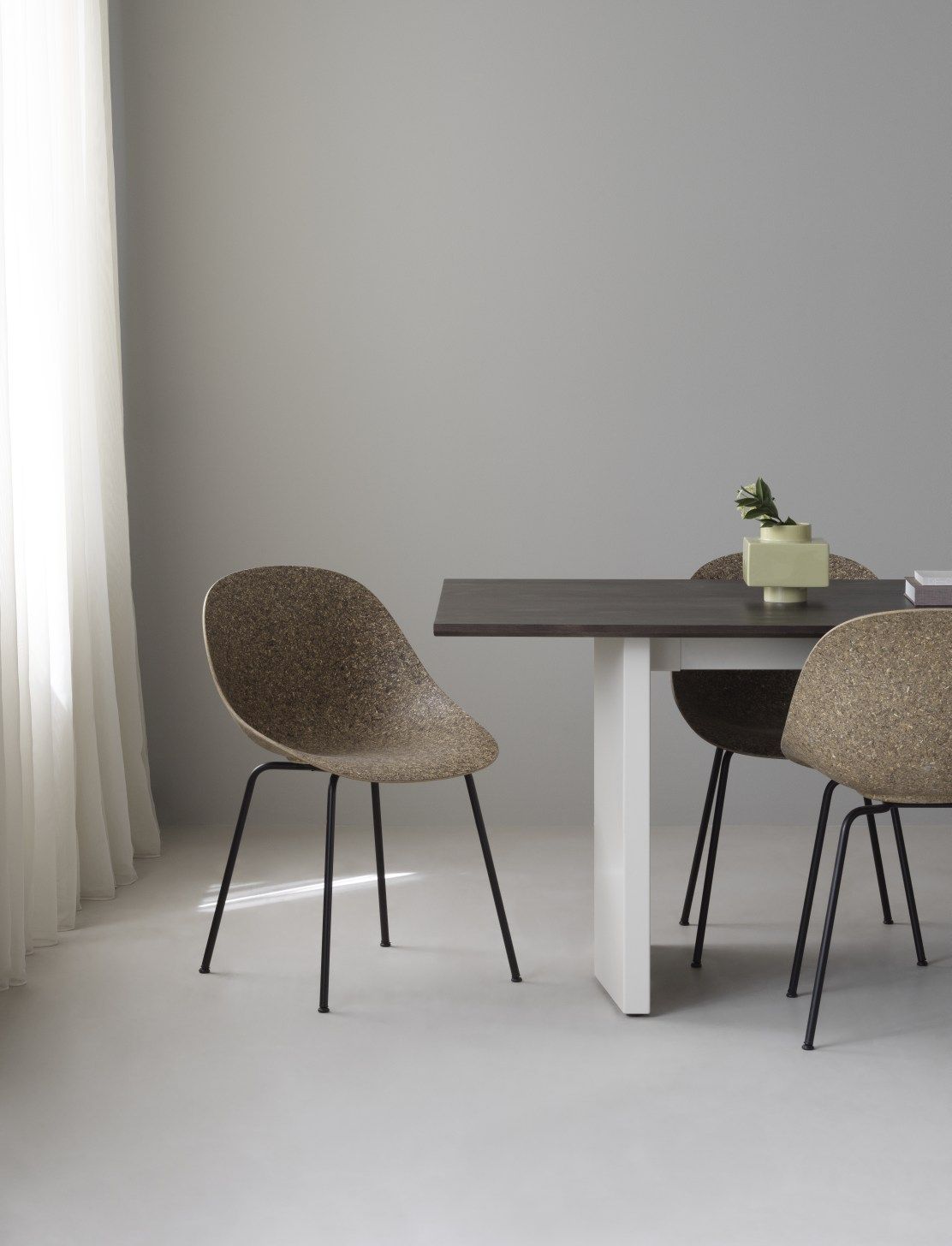 Panel table / table à manger 200x90 cm Normann Copenhagen