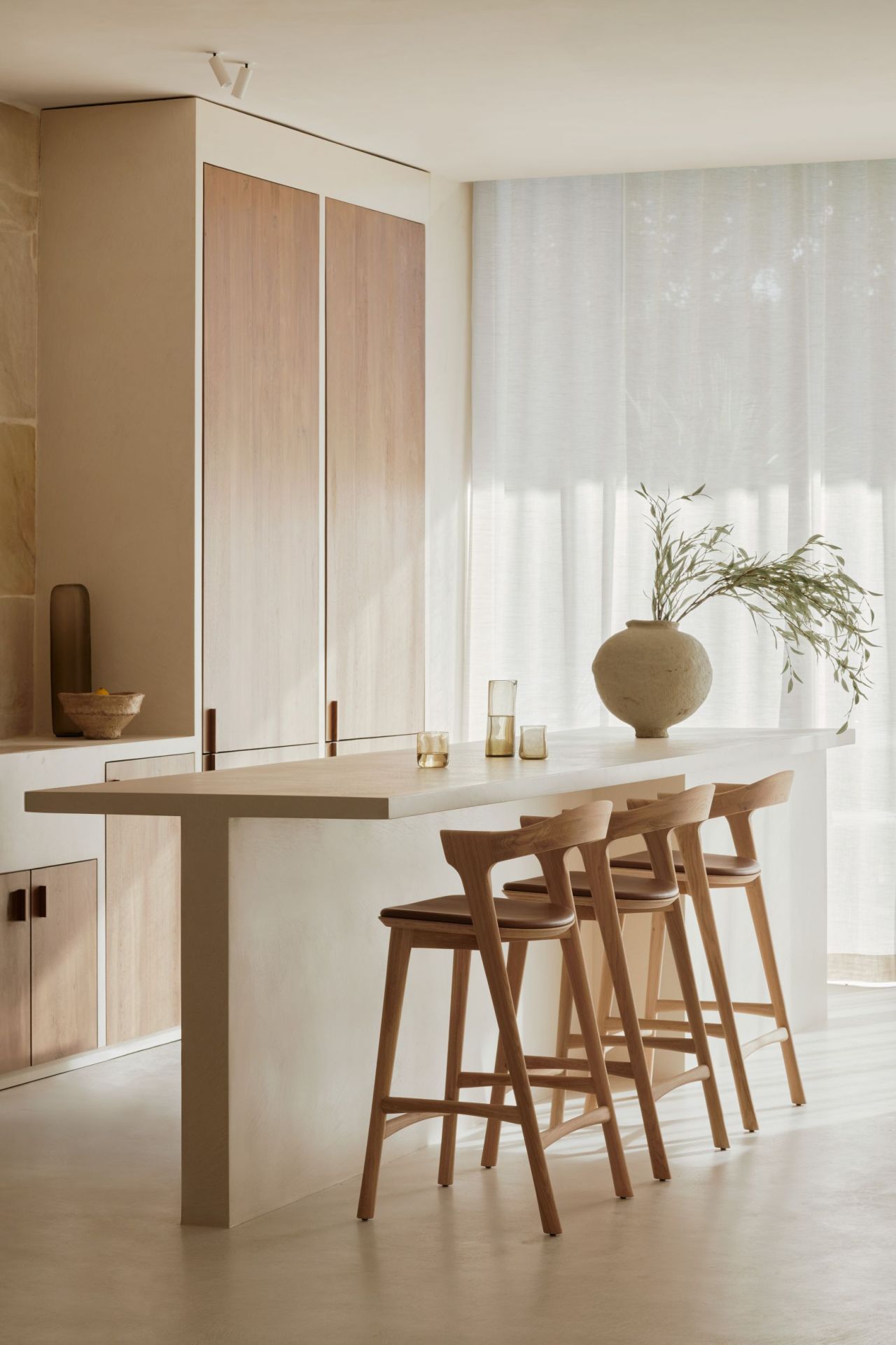 Bok Tabouret de bar avec coussin d'assise H93cm Ethnicraft