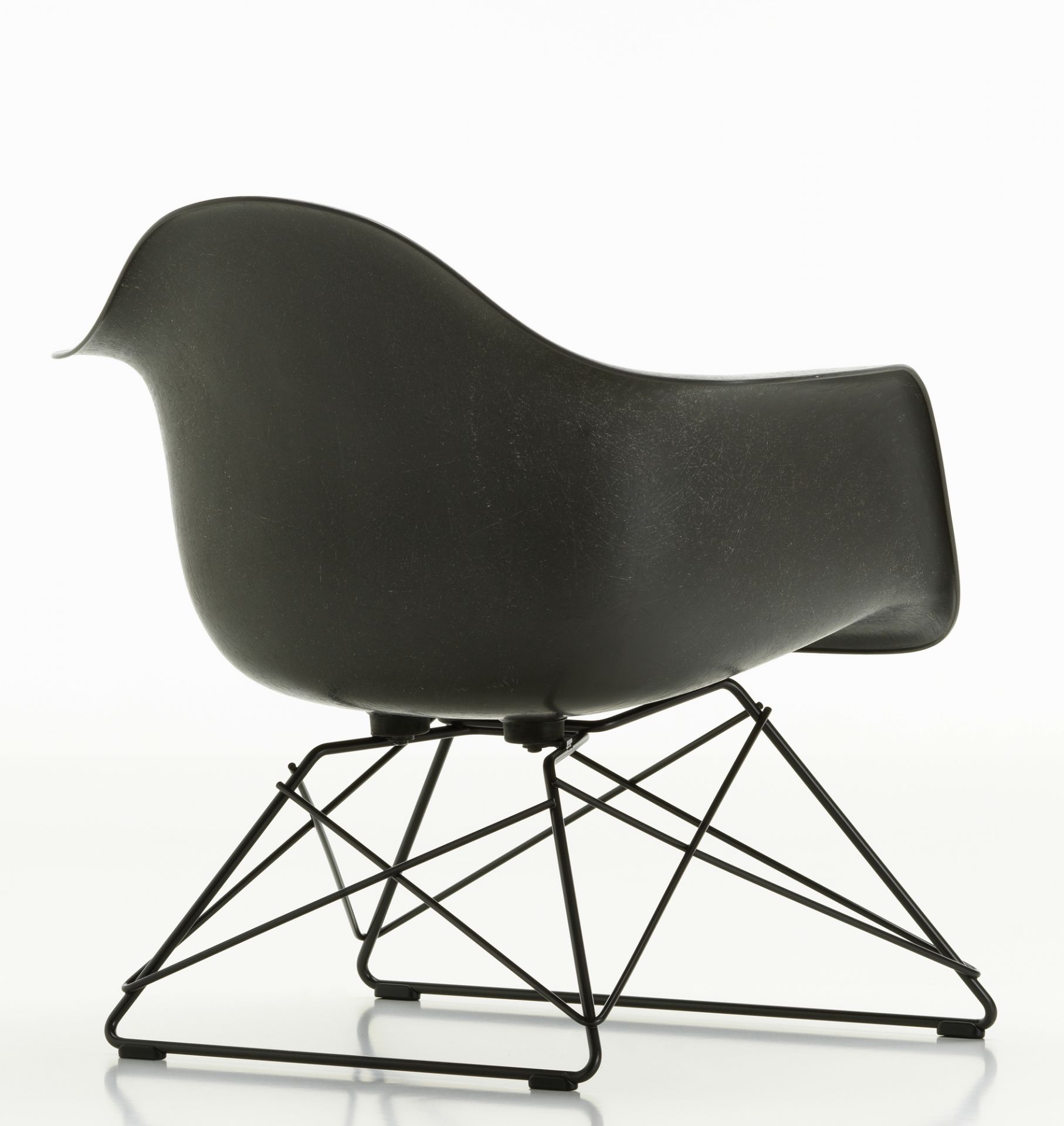 Eames Fiberglass Arm Chair LAR Chaise Vitra
