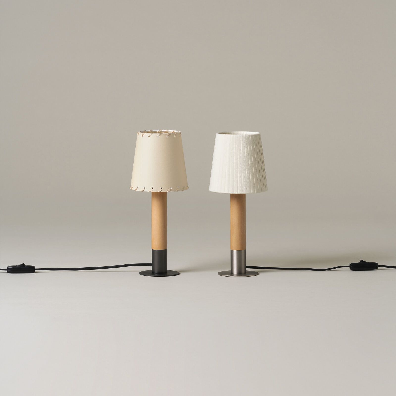 Basica Minima lampe de table Santa & Cole