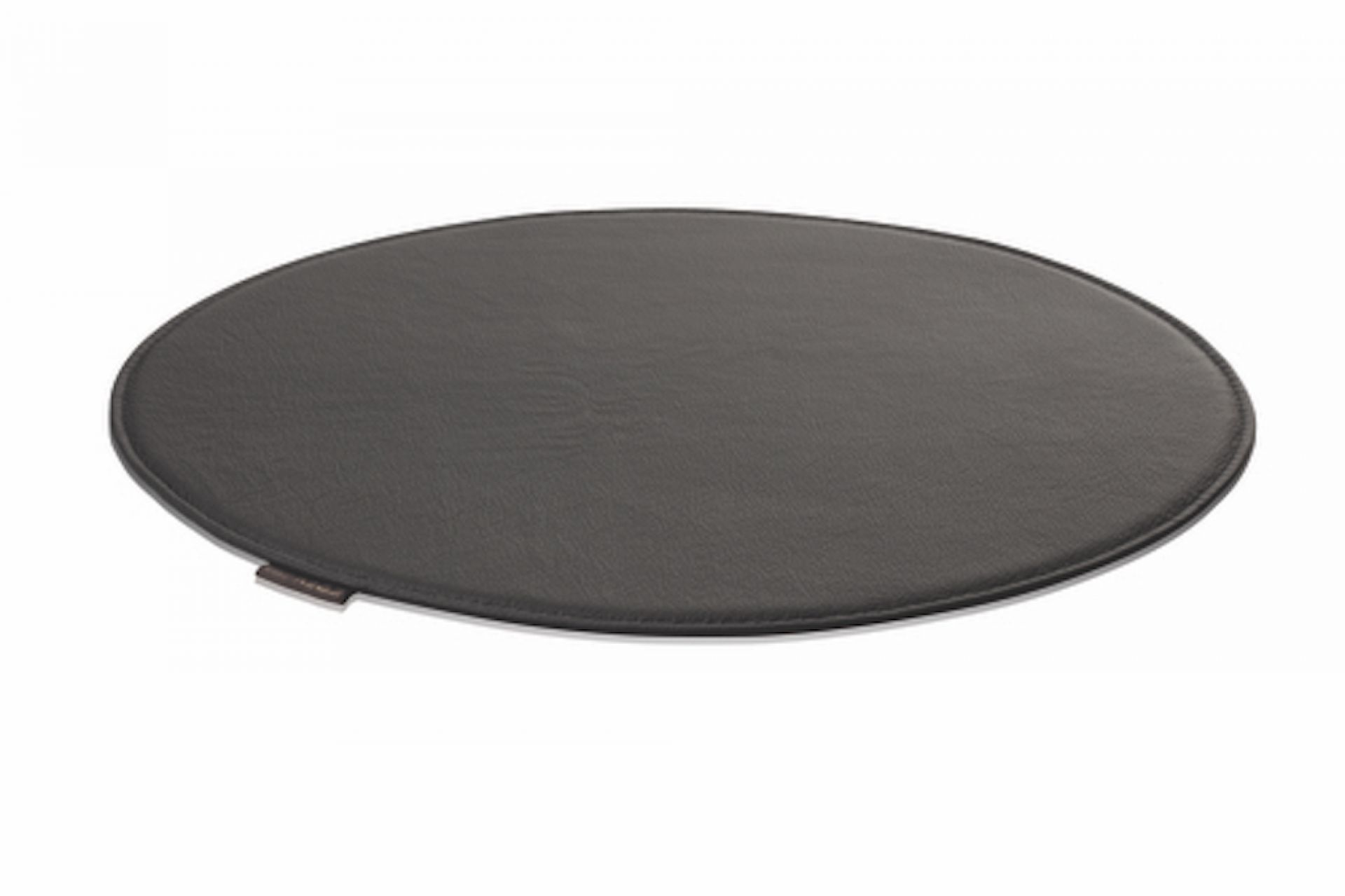 Schwarzes Sitzkissen aus Rohleder für Fritz Hansen 3107 Stuhl, ovale Form, Nahaufnahme.