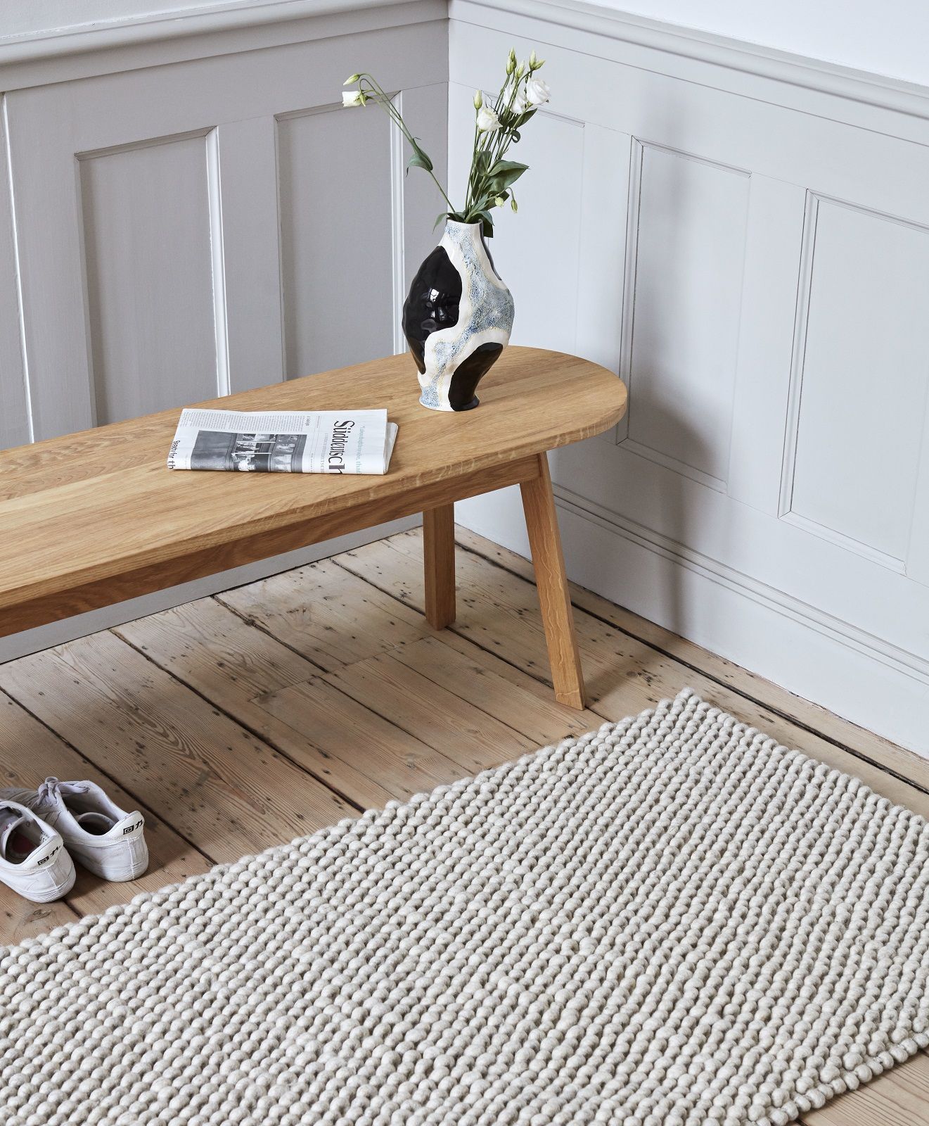 Triangle Leg Bench Banc Hay