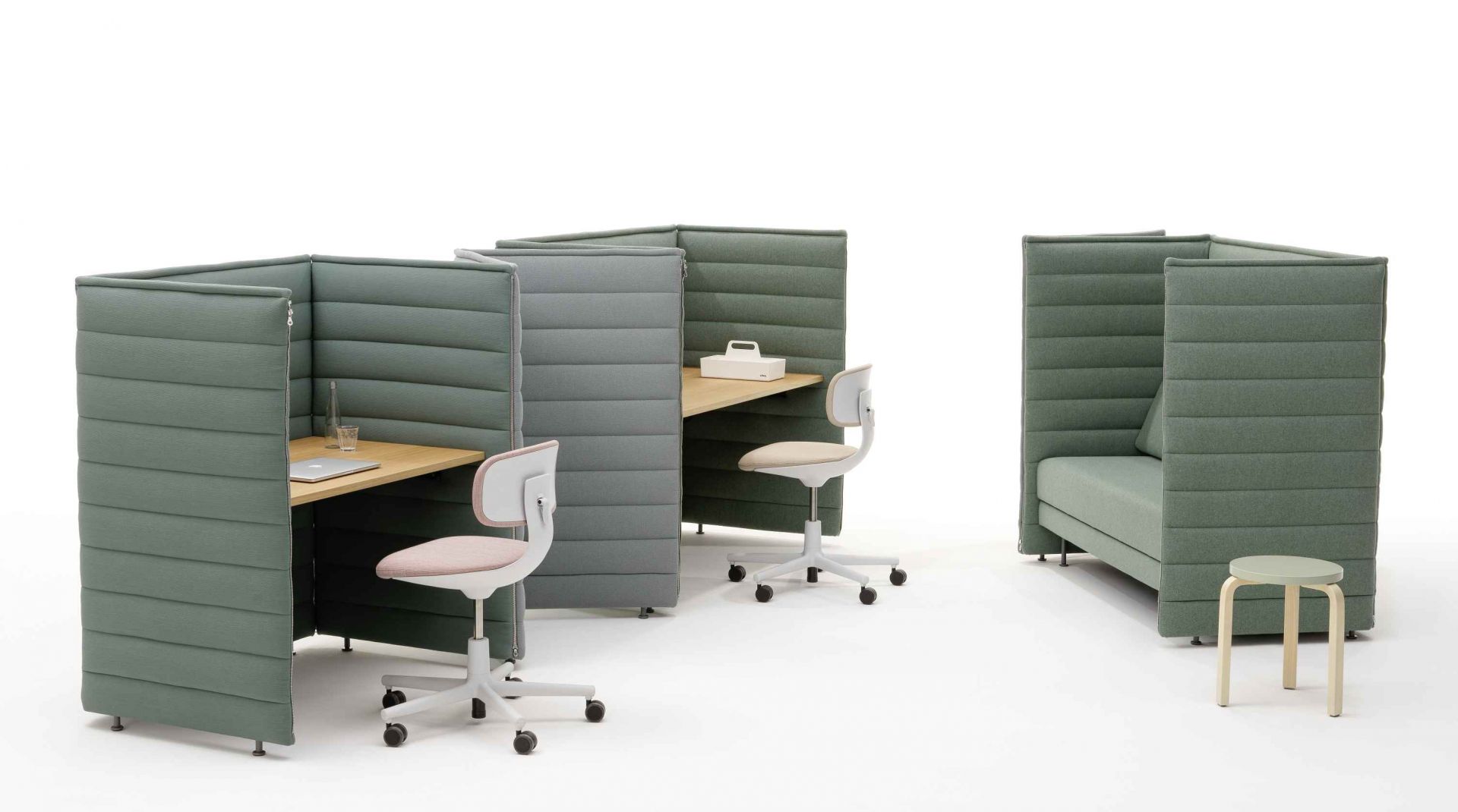 Alcove Plus Desk Medium Bureau Vitra
