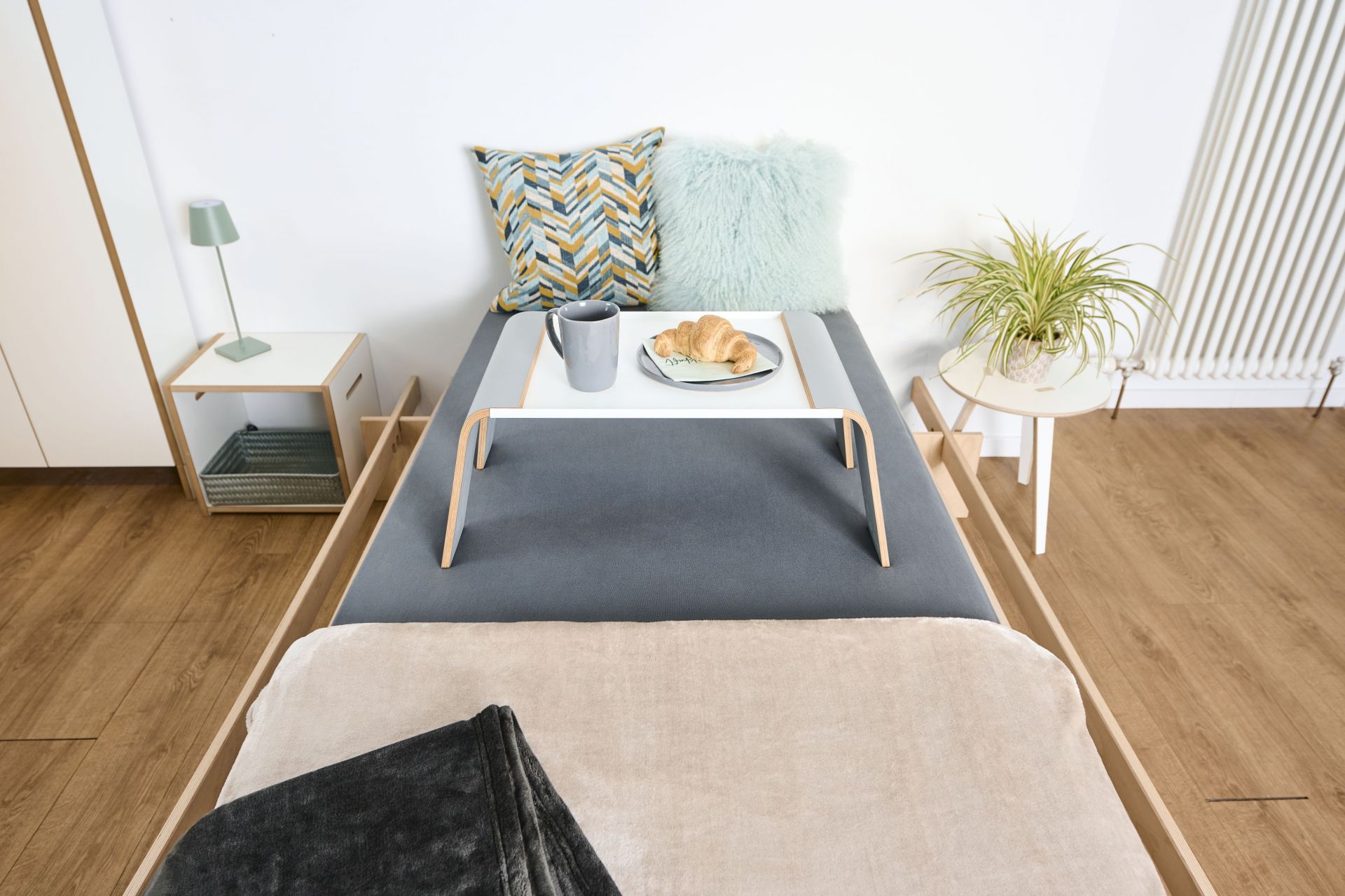Praktisch Plateau pour ordinateur portable/petit déjeuner Tojo