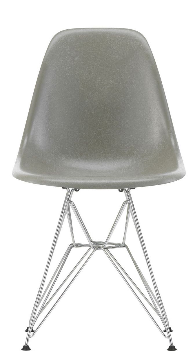 Eames Fiberglass Chair DSR chaise Vitra