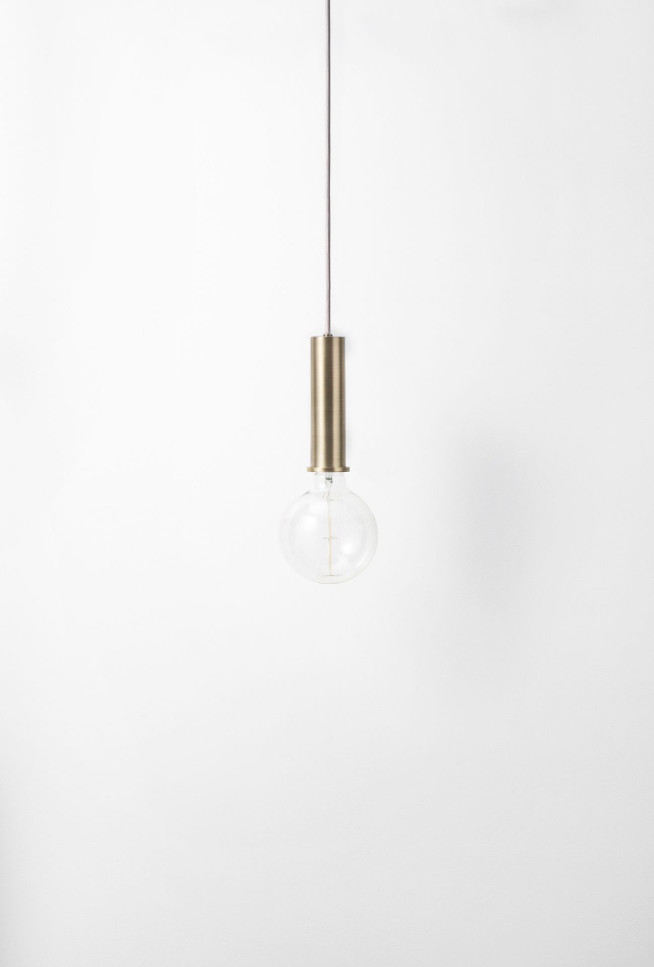 Collect Pendant high brass lampe de suspension haute laiton Ferm Living