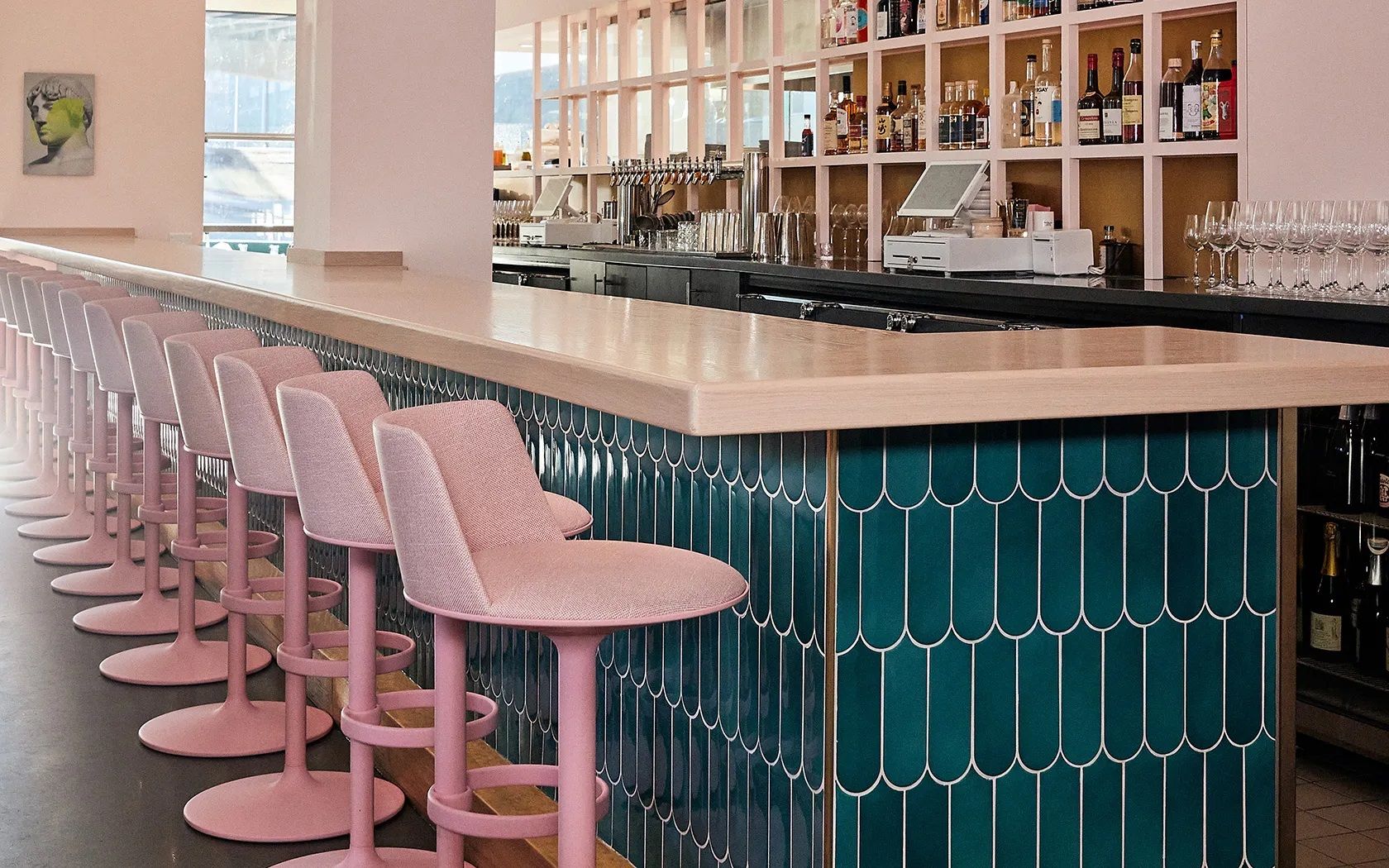 Hula BQ2965 Tabouret de bar Andreu World