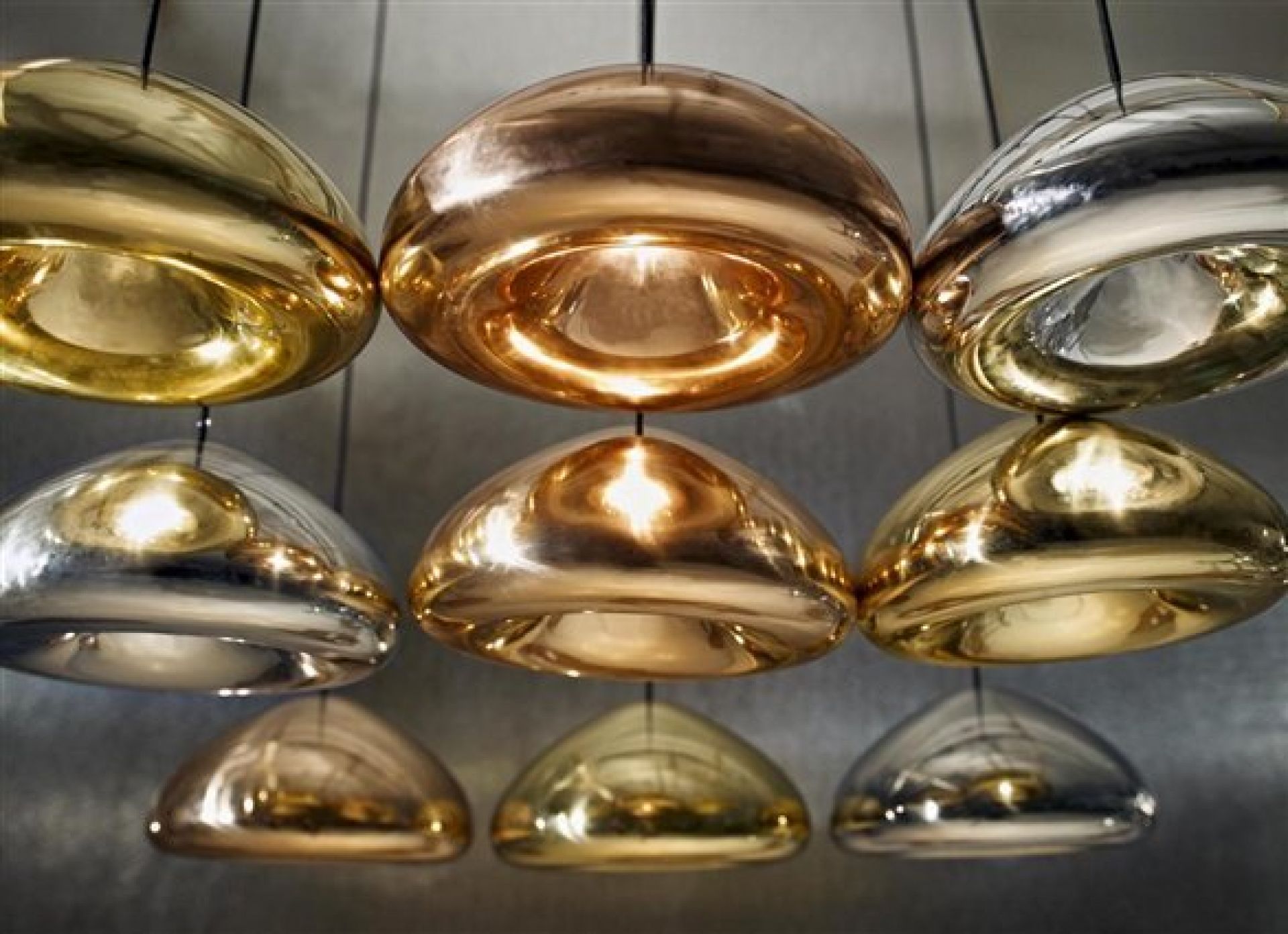 Void LED Pendant Light Lampe à suspendre Tom Dixon