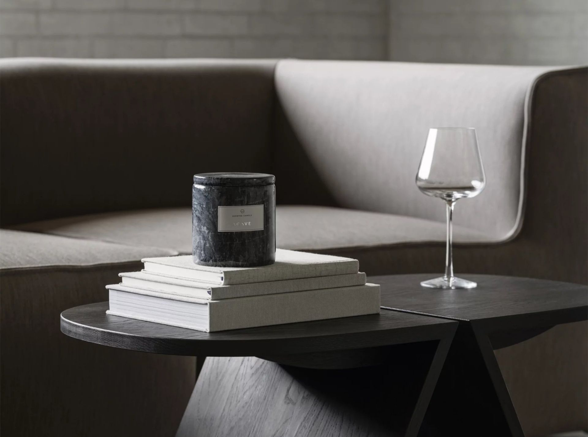Avio Table d'appoint L 80 x P 43 x H 38 cm Blomus