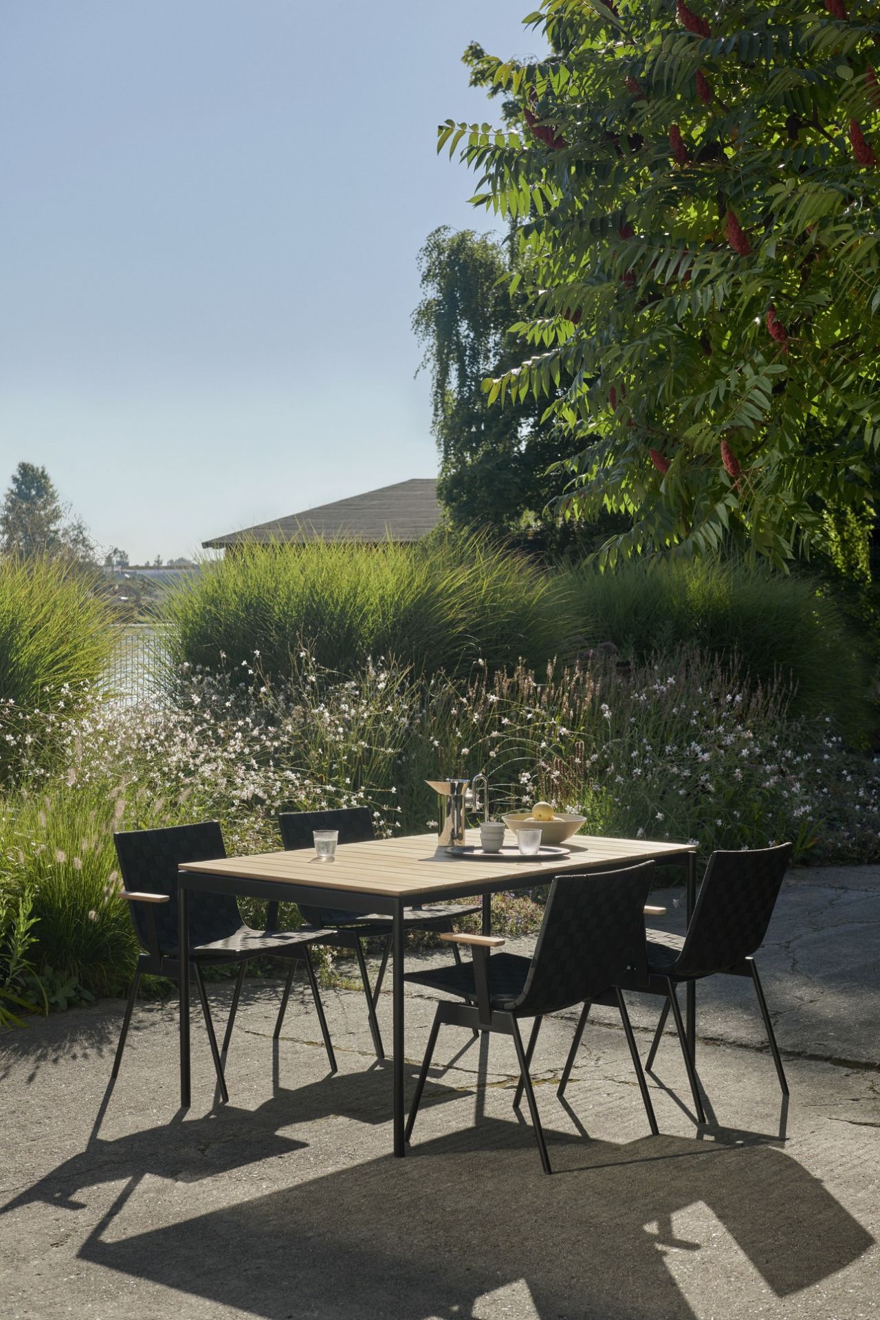 Ville AV25 Outdoor Table Table AndTradition 