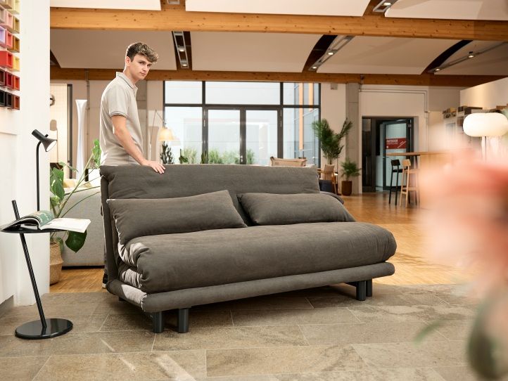Multy First Canapé-lit 3 places avec coussin compensé ligne roset
